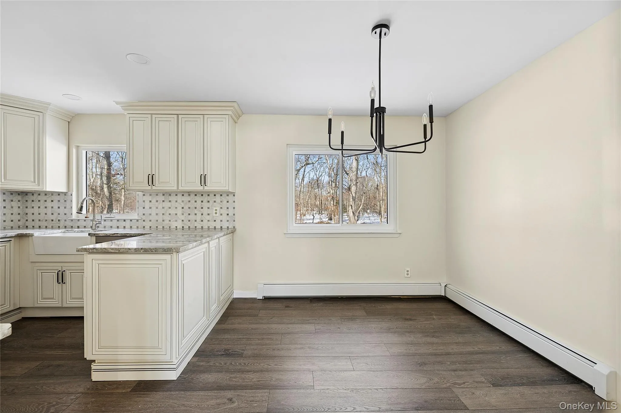 17 Montclair Street, Brookhaven, NY, 4 Bedrooms Bedrooms, 8 Rooms Rooms,2 BathroomsBathrooms,Residential,For Rent,Montclair,0,1007705 17 Montclair Street, Brookhaven, NY, 4 Bedrooms Bedrooms, 8 Rooms Rooms,2 BathroomsBathrooms,Residential,For Rent,Montclair,0,1007705