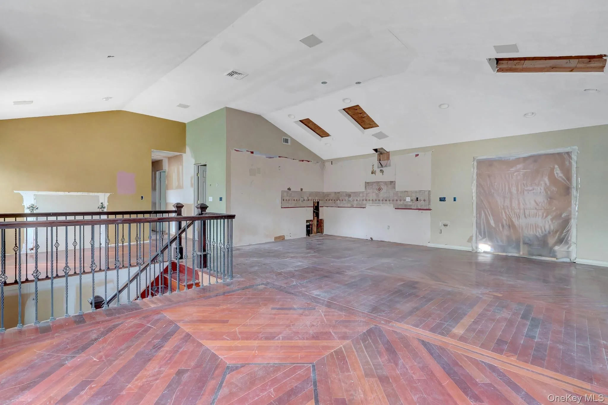 41 Fremont Street, Babylon, NY, 6 Bedrooms Bedrooms, 11 Rooms Rooms,2 BathroomsBathrooms,Residential,For Rent,Fremont,0,1007707 41 Fremont Street, Babylon, NY, 6 Bedrooms Bedrooms, 11 Rooms Rooms,2 BathroomsBathrooms,Residential,For Rent,Fremont,0,1007707