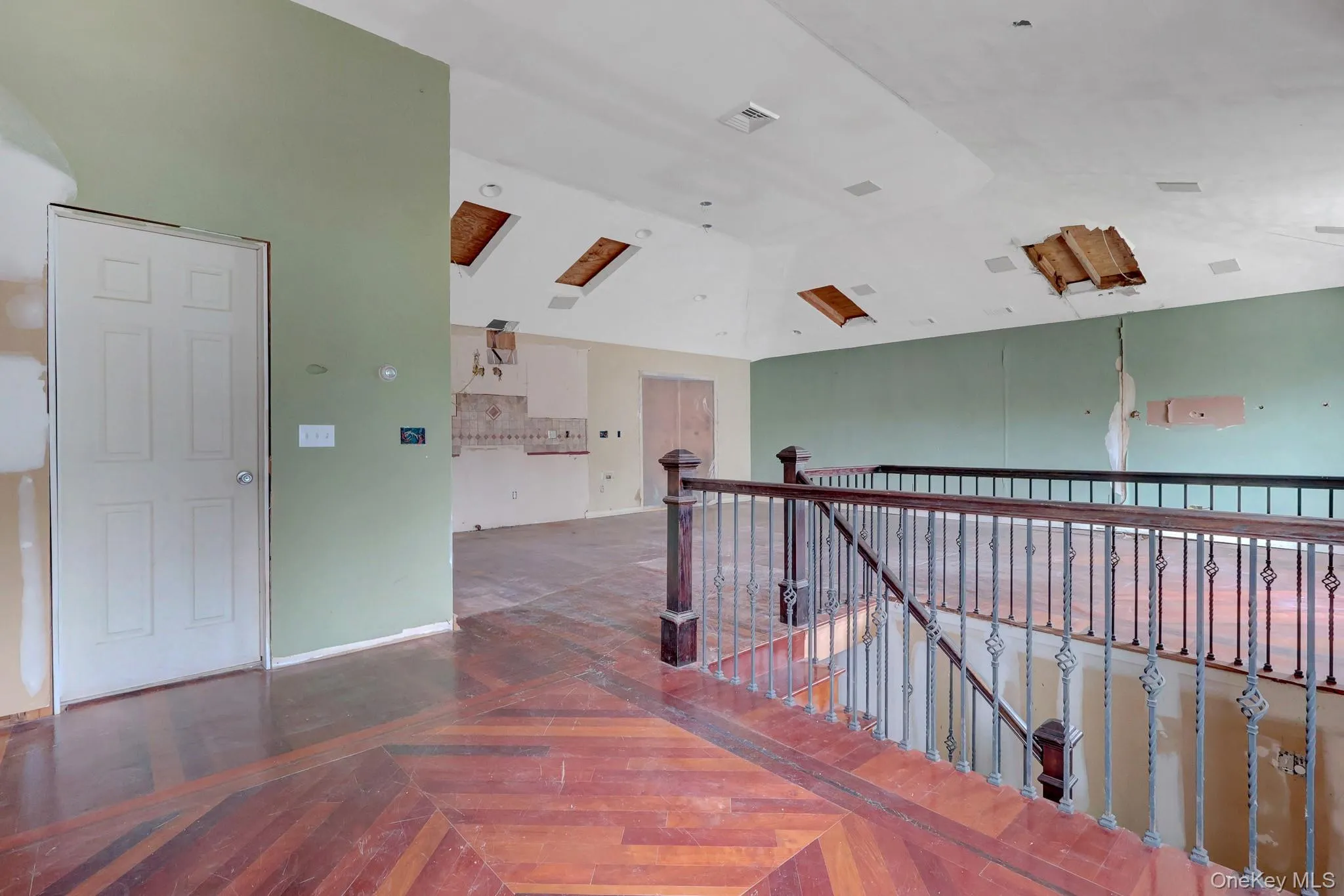 41 Fremont Street, Babylon, NY, 6 Bedrooms Bedrooms, 11 Rooms Rooms,2 BathroomsBathrooms,Residential,For Rent,Fremont,0,1007707 41 Fremont Street, Babylon, NY, 6 Bedrooms Bedrooms, 11 Rooms Rooms,2 BathroomsBathrooms,Residential,For Rent,Fremont,0,1007707