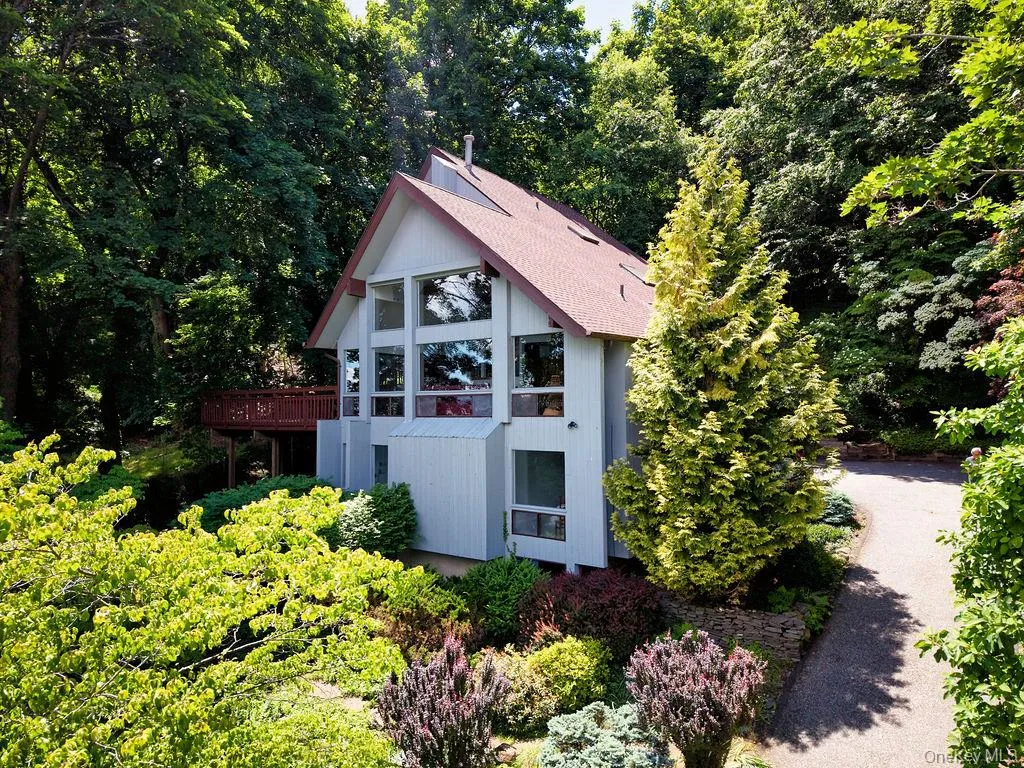 273 & 276A River Road, Orangetown, NY, 3 Bedrooms Bedrooms, 8 Rooms Rooms,2 BathroomsBathrooms,Residential,For Rent,River,0,1007712 273 & 276A River Road, Orangetown, NY, 3 Bedrooms Bedrooms, 8 Rooms Rooms,2 BathroomsBathrooms,Residential,For Rent,River,0,1007712