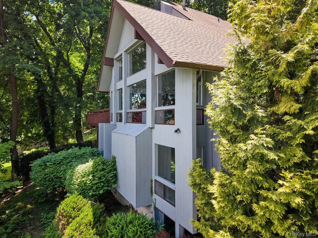 273 & 276A River Road, Orangetown, NY, 3 Bedrooms Bedrooms, 8 Rooms Rooms,2 BathroomsBathrooms,Residential,For Rent,River,0,1007712 273 & 276A River Road, Orangetown, NY, 3 Bedrooms Bedrooms, 8 Rooms Rooms,2 BathroomsBathrooms,Residential,For Rent,River,0,1007712