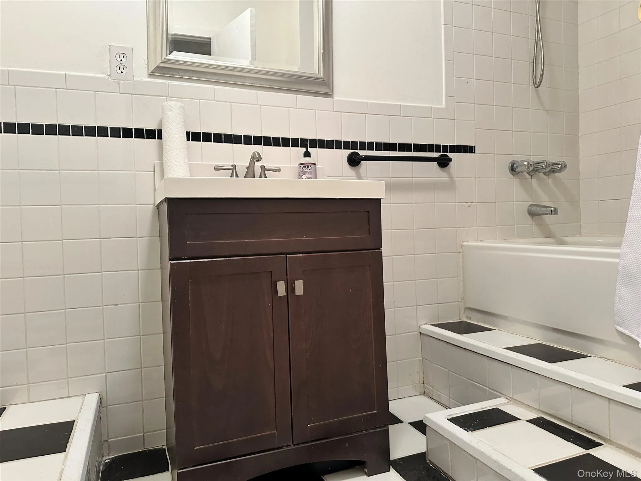 Bathroom Bathroom