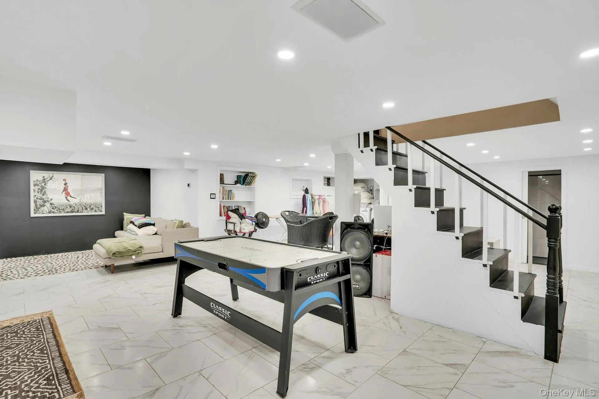 129 Gleeland Street, Babylon, NY, 3 Bedrooms Bedrooms, 7 Rooms Rooms,2 BathroomsBathrooms,Residential,For Rent,Gleeland,0,1007714 129 Gleeland Street, Babylon, NY, 3 Bedrooms Bedrooms, 7 Rooms Rooms,2 BathroomsBathrooms,Residential,For Rent,Gleeland,0,1007714