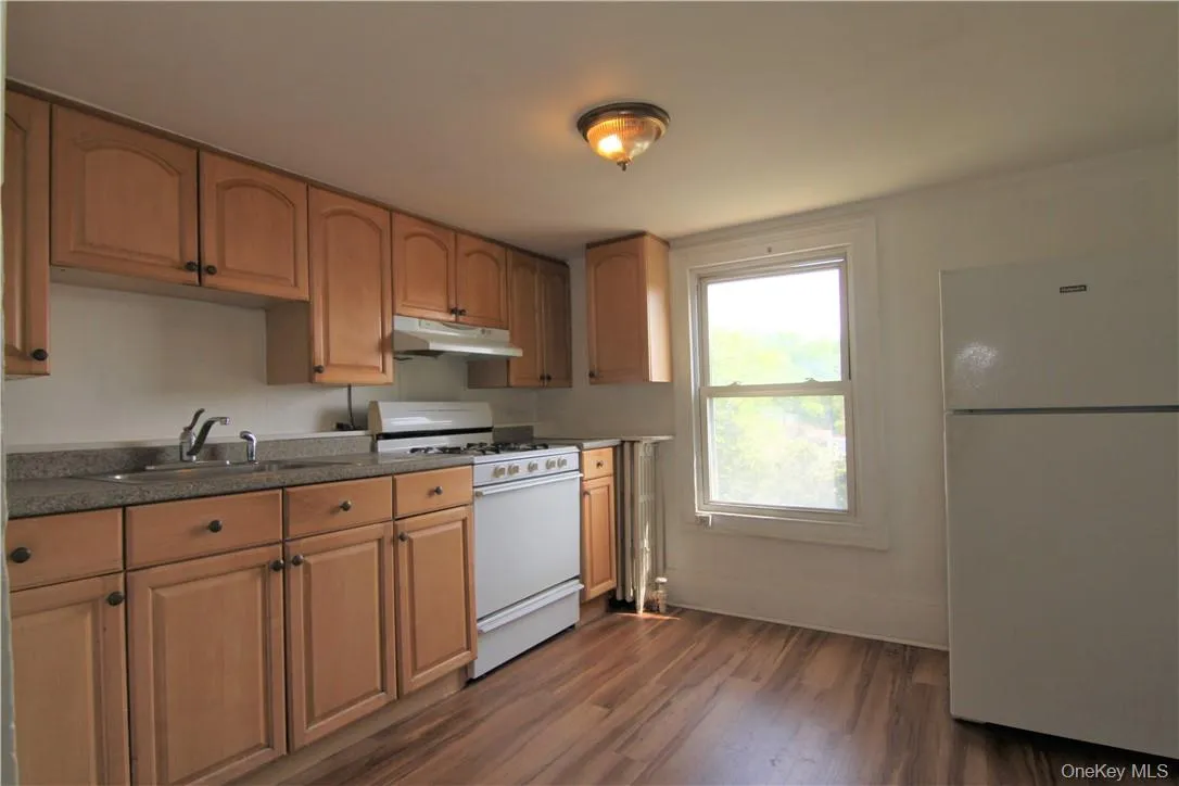 119 High Street, Peekskill, NY, 1 Bedroom Bedrooms, 3 Rooms Rooms,1 BathroomBathrooms,Residential Lease,For Rent,High,0,1007715 119 High Street, Peekskill, NY, 1 Bedroom Bedrooms, 3 Rooms Rooms,1 BathroomBathrooms,Residential Lease,For Rent,High,0,1007715