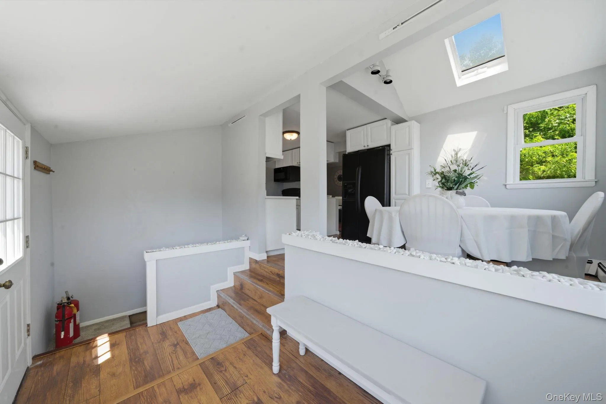 612 Blue Point Road, Brookhaven, NY, 5 Bedrooms Bedrooms, 10 Rooms Rooms,3 BathroomsBathrooms,Residential,For Rent,Blue Point,0,1007717 612 Blue Point Road, Brookhaven, NY, 5 Bedrooms Bedrooms, 10 Rooms Rooms,3 BathroomsBathrooms,Residential,For Rent,Blue Point,0,1007717