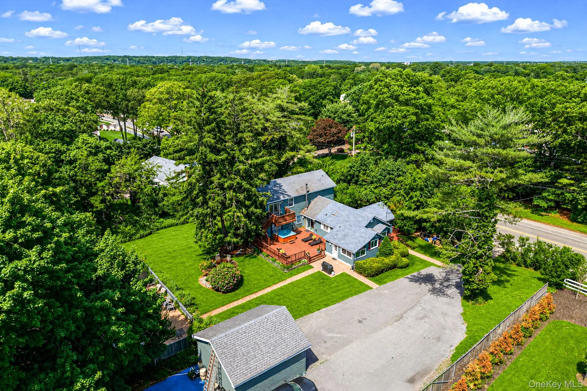 612 Blue Point Road, Brookhaven, NY, 5 Bedrooms Bedrooms, 10 Rooms Rooms,3 BathroomsBathrooms,Residential,For Rent,Blue Point,0,1007717 612 Blue Point Road, Brookhaven, NY, 5 Bedrooms Bedrooms, 10 Rooms Rooms,3 BathroomsBathrooms,Residential,For Rent,Blue Point,0,1007717
