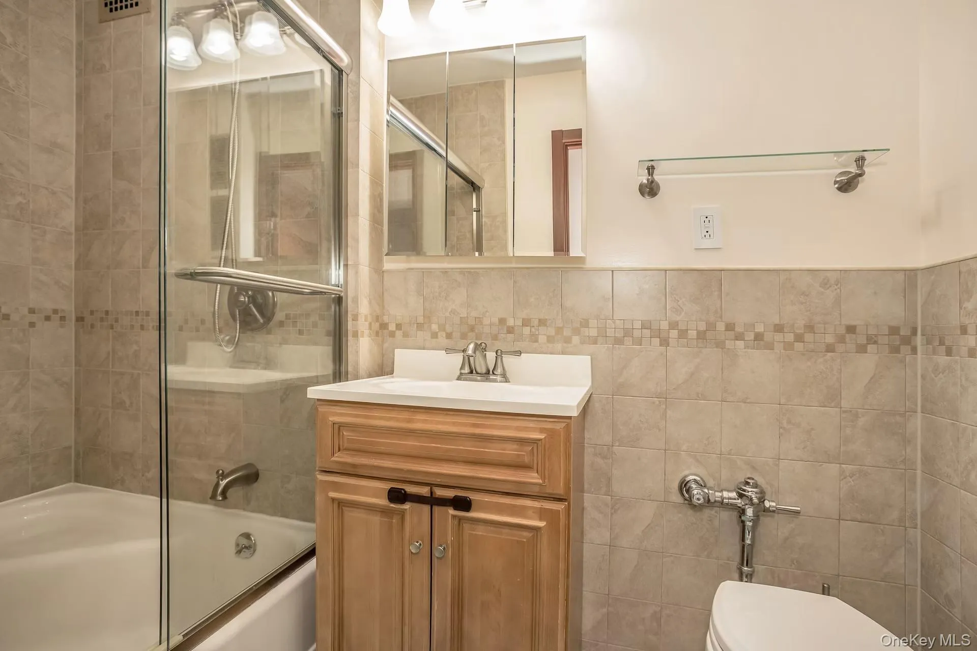 102-55 67th Drive, New York, NY, 2 Bedrooms Bedrooms, 5 Rooms Rooms,2 BathroomsBathrooms,Residential,For Rent,67th,0,1007719 102-55 67th Drive, New York, NY, 2 Bedrooms Bedrooms, 5 Rooms Rooms,2 BathroomsBathrooms,Residential,For Rent,67th,0,1007719
