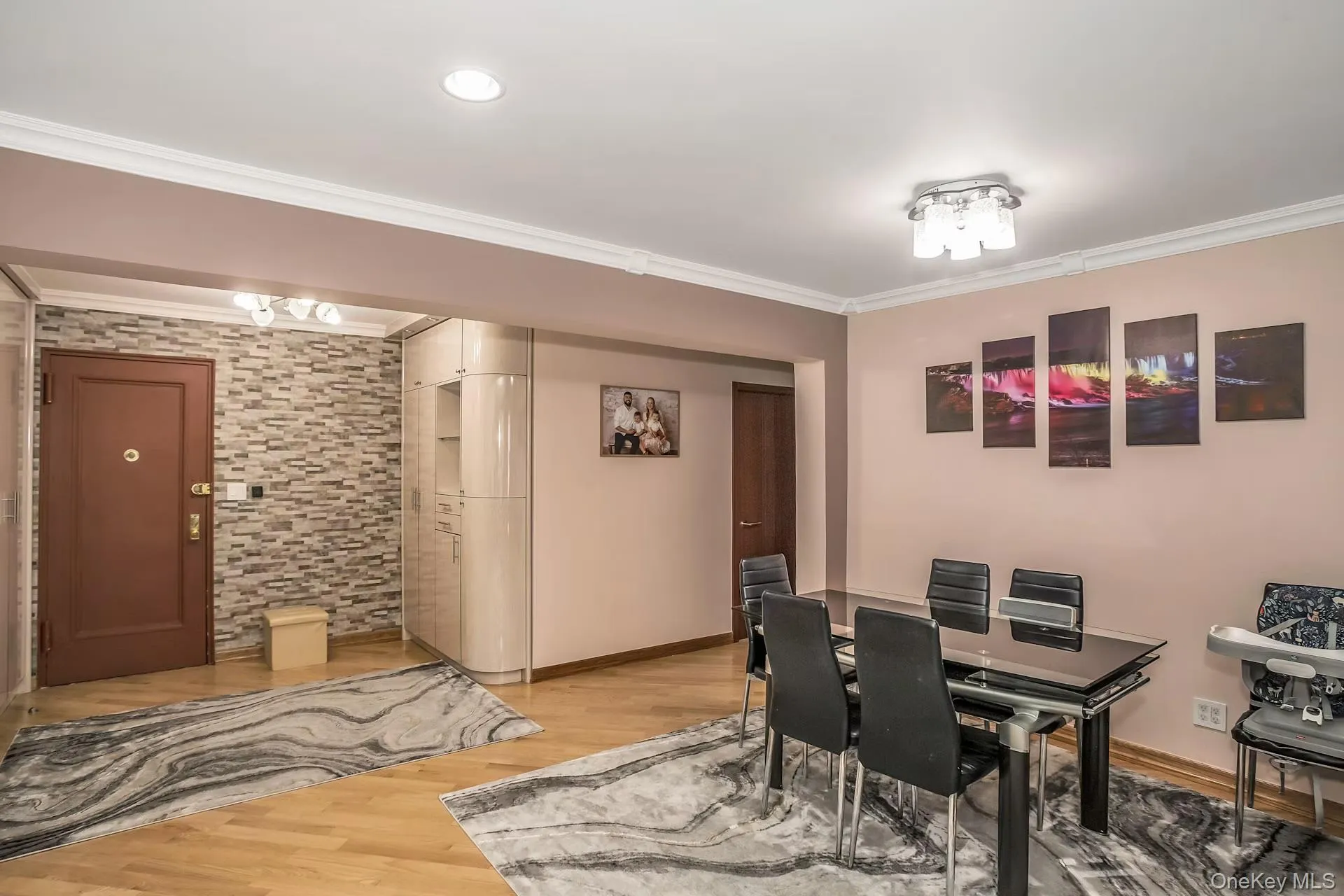 102-55 67th Drive, New York, NY, 2 Bedrooms Bedrooms, 5 Rooms Rooms,2 BathroomsBathrooms,Residential,For Rent,67th,0,1007719 102-55 67th Drive, New York, NY, 2 Bedrooms Bedrooms, 5 Rooms Rooms,2 BathroomsBathrooms,Residential,For Rent,67th,0,1007719