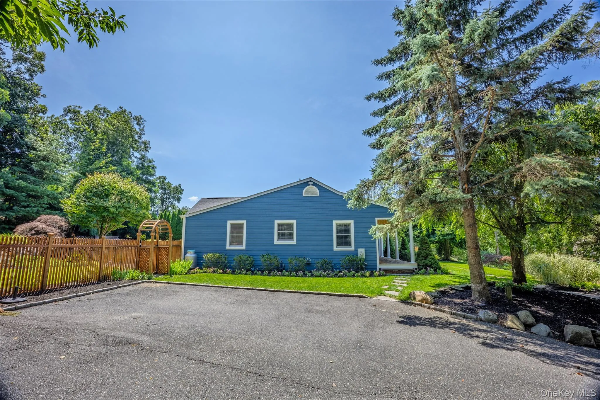 5 Soundview Drive, Brookhaven, NY, 3 Bedrooms Bedrooms, 8 Rooms Rooms,3 BathroomsBathrooms,Residential,For Rent,Soundview,0,1007720 5 Soundview Drive, Brookhaven, NY, 3 Bedrooms Bedrooms, 8 Rooms Rooms,3 BathroomsBathrooms,Residential,For Rent,Soundview,0,1007720