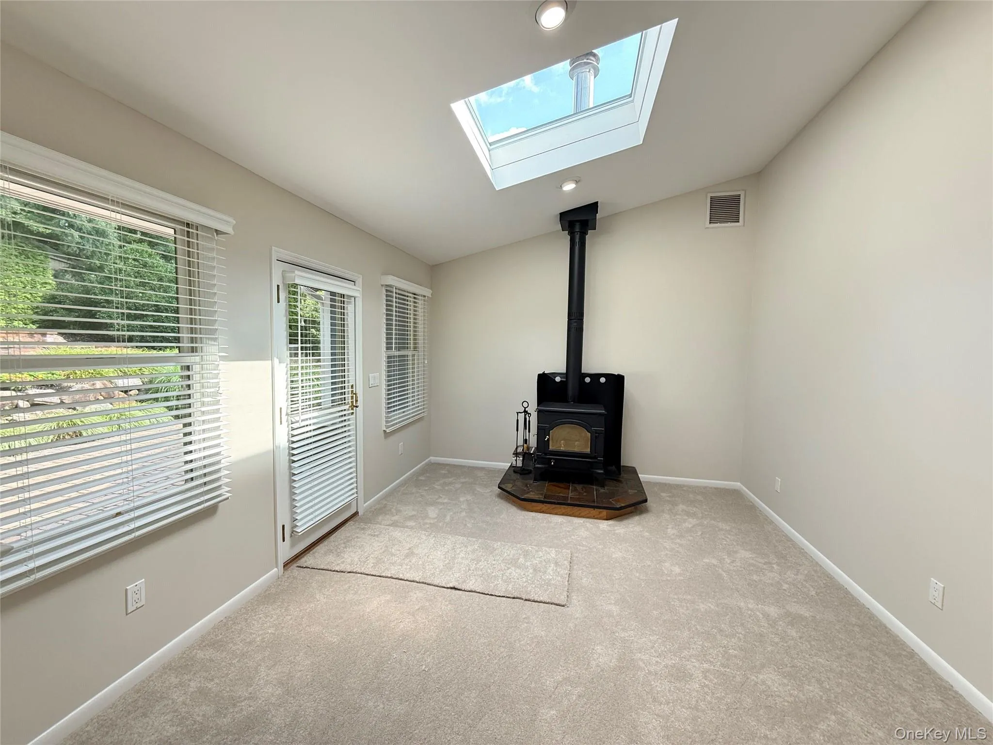 5 Soundview Drive, Brookhaven, NY, 3 Bedrooms Bedrooms, 8 Rooms Rooms,3 BathroomsBathrooms,Residential,For Rent,Soundview,0,1007720 5 Soundview Drive, Brookhaven, NY, 3 Bedrooms Bedrooms, 8 Rooms Rooms,3 BathroomsBathrooms,Residential,For Rent,Soundview,0,1007720