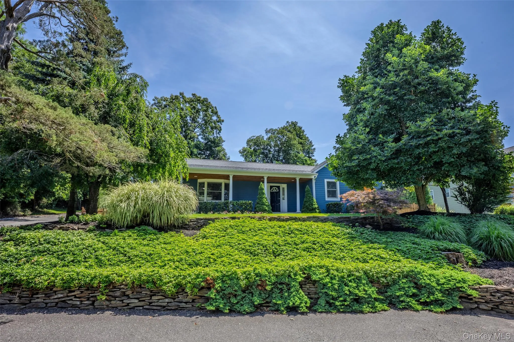 5 Soundview Drive, Brookhaven, NY, 3 Bedrooms Bedrooms, 8 Rooms Rooms,3 BathroomsBathrooms,Residential,For Rent,Soundview,0,1007720 5 Soundview Drive, Brookhaven, NY, 3 Bedrooms Bedrooms, 8 Rooms Rooms,3 BathroomsBathrooms,Residential,For Rent,Soundview,0,1007720