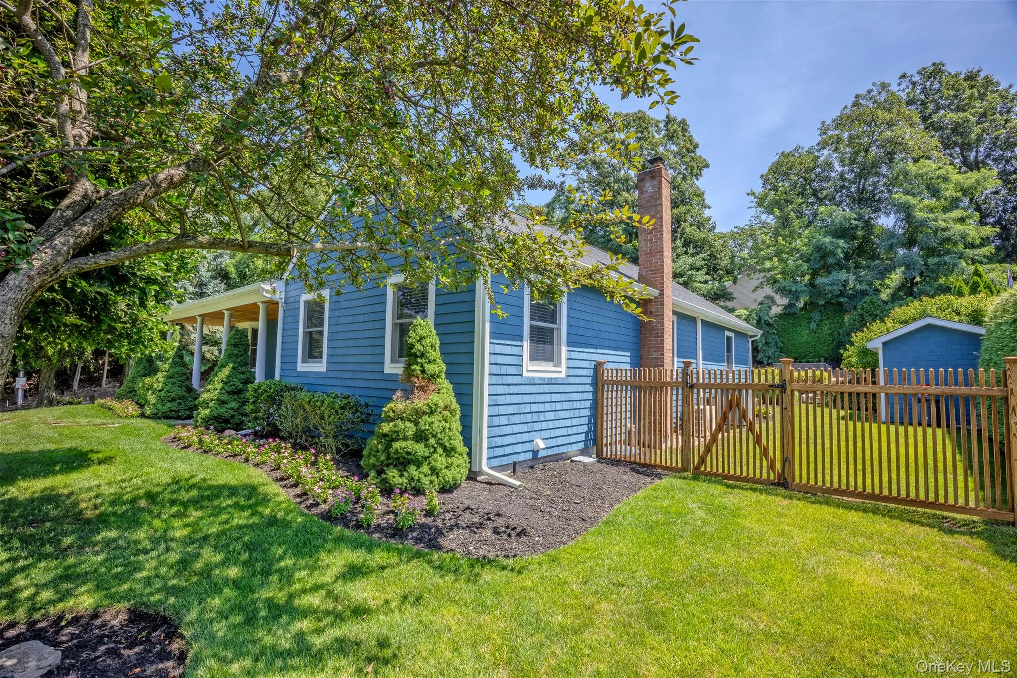 5 Soundview Drive, Brookhaven, NY, 3 Bedrooms Bedrooms, 8 Rooms Rooms,3 BathroomsBathrooms,Residential,For Rent,Soundview,0,1007720 5 Soundview Drive, Brookhaven, NY, 3 Bedrooms Bedrooms, 8 Rooms Rooms,3 BathroomsBathrooms,Residential,For Rent,Soundview,0,1007720