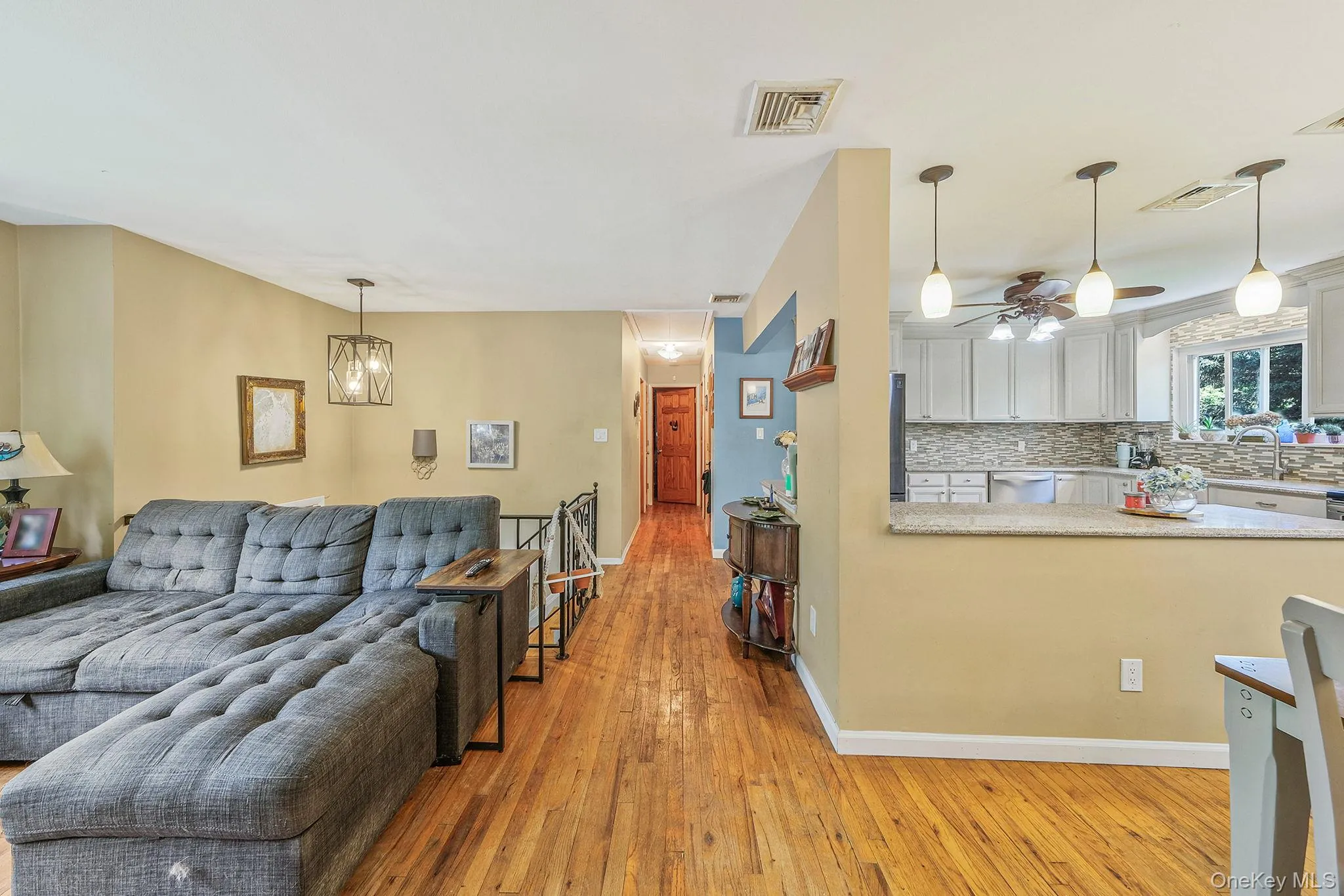 4 Dogwood Avenue, Brookhaven, NY, 4 Bedrooms Bedrooms, 9 Rooms Rooms,2 BathroomsBathrooms,Residential,For Rent,Dogwood,0,1007723 4 Dogwood Avenue, Brookhaven, NY, 4 Bedrooms Bedrooms, 9 Rooms Rooms,2 BathroomsBathrooms,Residential,For Rent,Dogwood,0,1007723