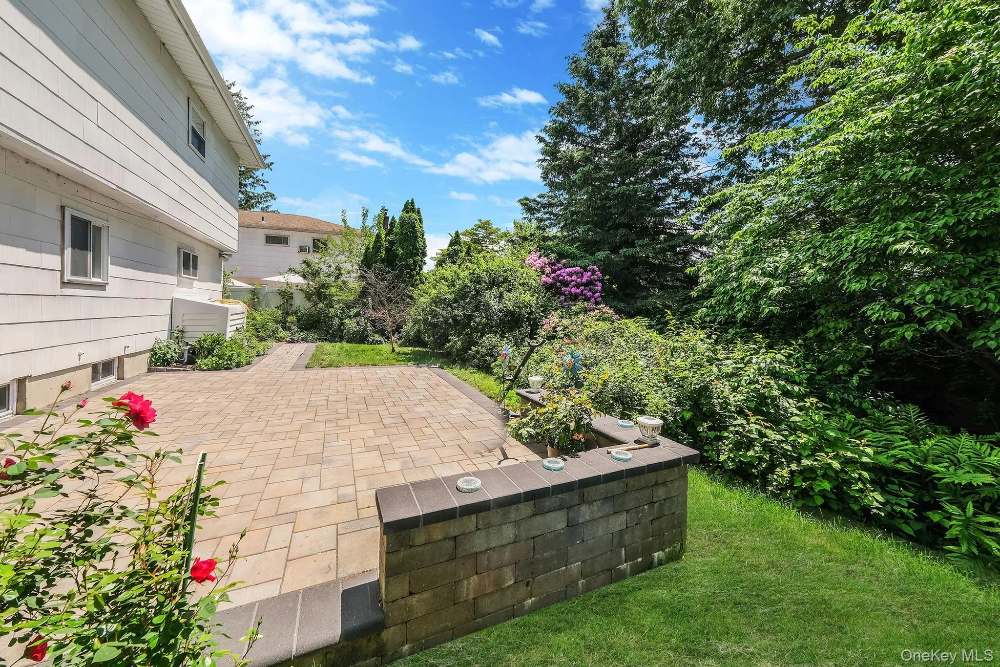 4 Dogwood Avenue, Brookhaven, NY, 4 Bedrooms Bedrooms, 9 Rooms Rooms,2 BathroomsBathrooms,Residential,For Rent,Dogwood,0,1007723 4 Dogwood Avenue, Brookhaven, NY, 4 Bedrooms Bedrooms, 9 Rooms Rooms,2 BathroomsBathrooms,Residential,For Rent,Dogwood,0,1007723