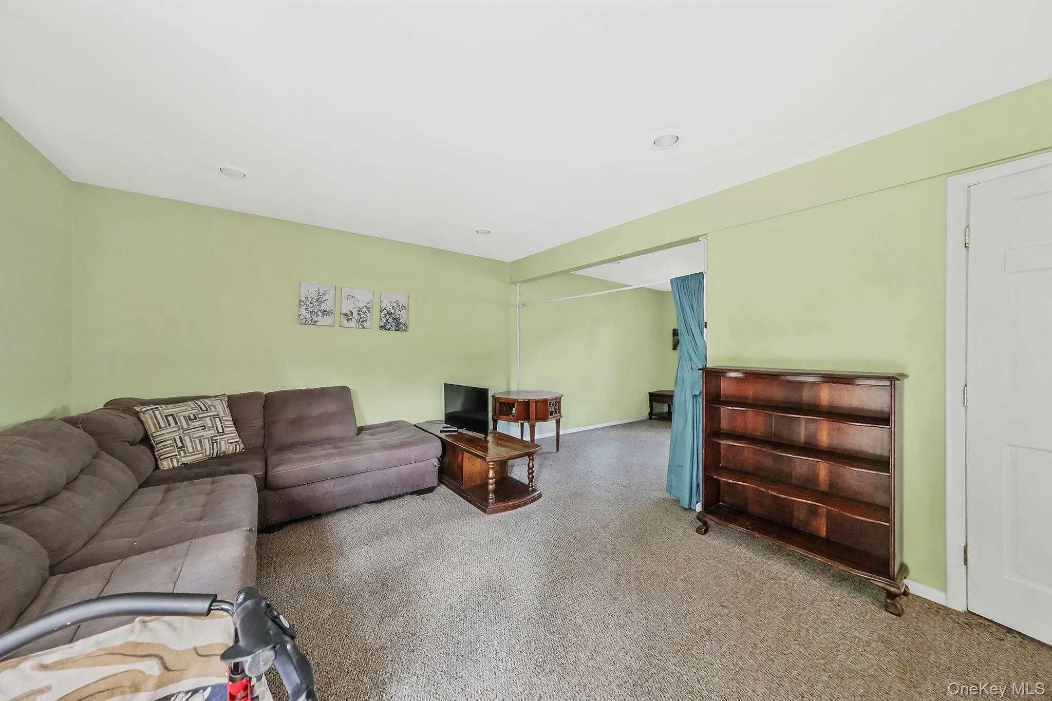 4 Dogwood Avenue, Brookhaven, NY, 4 Bedrooms Bedrooms, 9 Rooms Rooms,2 BathroomsBathrooms,Residential,For Rent,Dogwood,0,1007723 4 Dogwood Avenue, Brookhaven, NY, 4 Bedrooms Bedrooms, 9 Rooms Rooms,2 BathroomsBathrooms,Residential,For Rent,Dogwood,0,1007723