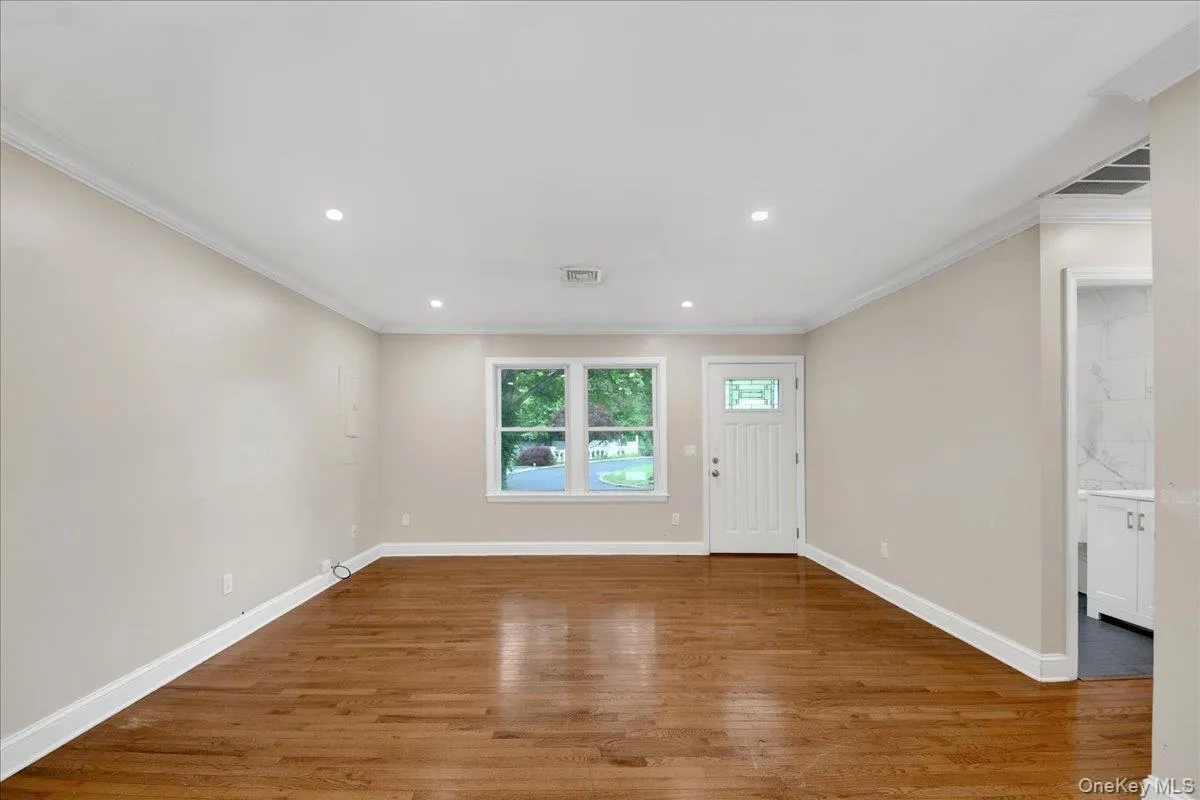 9 Hillside Close, Greenburgh, NY, 3 Bedrooms Bedrooms, 6 Rooms Rooms,2 BathroomsBathrooms,Residential,For Rent,Hillside,0,1007724 9 Hillside Close, Greenburgh, NY, 3 Bedrooms Bedrooms, 6 Rooms Rooms,2 BathroomsBathrooms,Residential,For Rent,Hillside,0,1007724