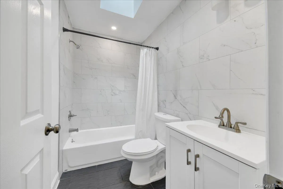 9 Hillside Close, Greenburgh, NY, 3 Bedrooms Bedrooms, 6 Rooms Rooms,2 BathroomsBathrooms,Residential,For Rent,Hillside,0,1007724 9 Hillside Close, Greenburgh, NY, 3 Bedrooms Bedrooms, 6 Rooms Rooms,2 BathroomsBathrooms,Residential,For Rent,Hillside,0,1007724