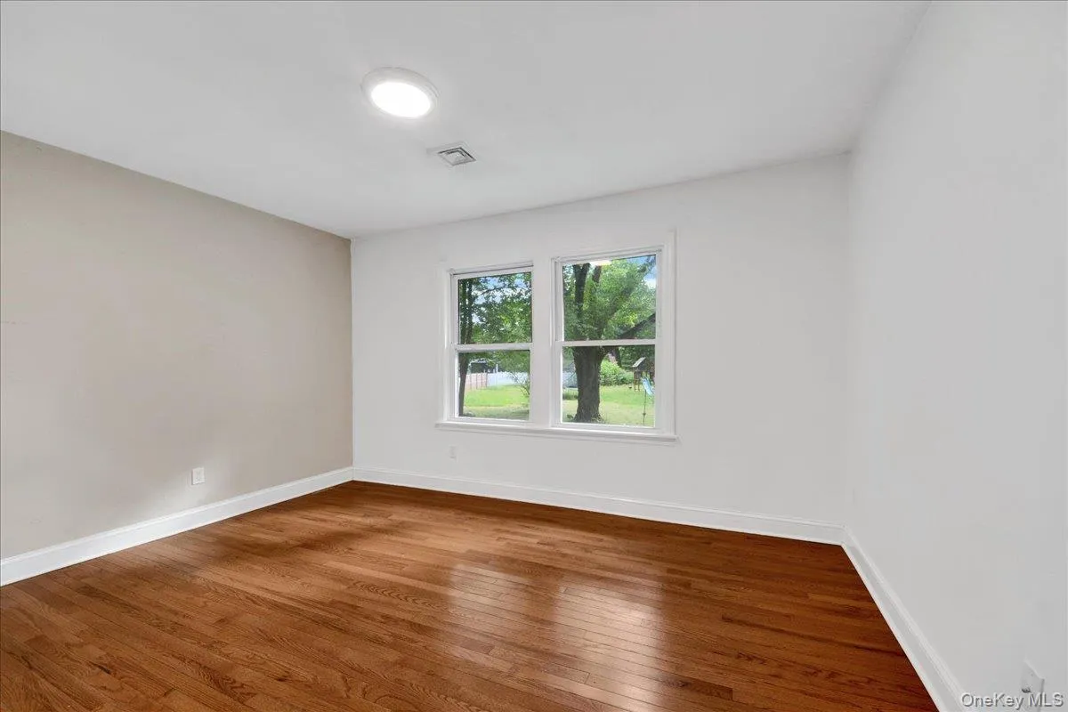 9 Hillside Close, Greenburgh, NY, 3 Bedrooms Bedrooms, 6 Rooms Rooms,2 BathroomsBathrooms,Residential,For Rent,Hillside,0,1007724 9 Hillside Close, Greenburgh, NY, 3 Bedrooms Bedrooms, 6 Rooms Rooms,2 BathroomsBathrooms,Residential,For Rent,Hillside,0,1007724
