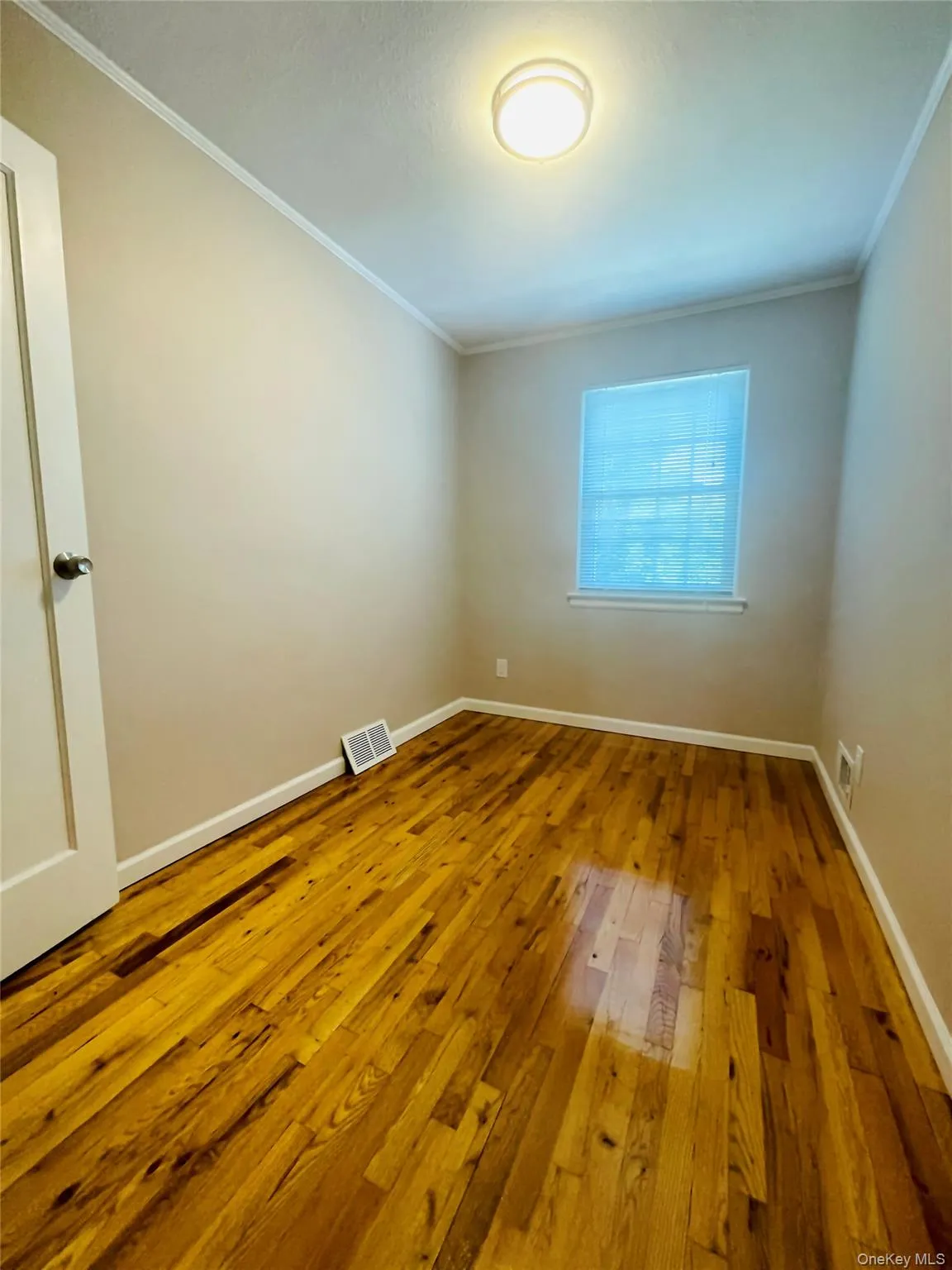 15022 58th Avenue, New York, NY, 3 Bedrooms Bedrooms, 3 Rooms Rooms,1 BathroomBathrooms,Residential Lease,For Rent,58th,0,1007734 15022 58th Avenue, New York, NY, 3 Bedrooms Bedrooms, 3 Rooms Rooms,1 BathroomBathrooms,Residential Lease,For Rent,58th,0,1007734