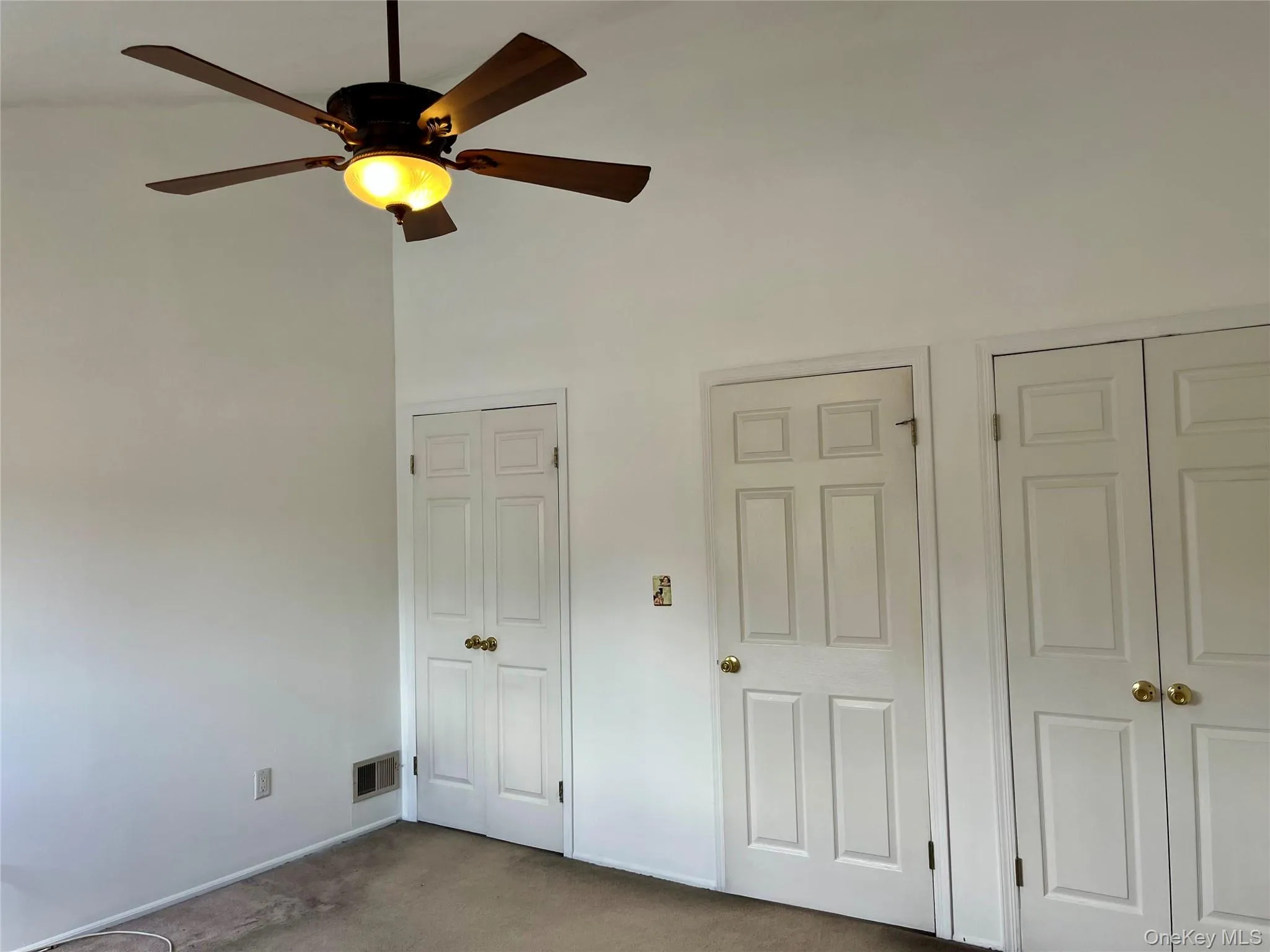 52 Houston Lane, New York, NY, 2 Bedrooms Bedrooms, 5 Rooms Rooms,1 BathroomBathrooms,Residential,For Rent,Houston,0,1007736 52 Houston Lane, New York, NY, 2 Bedrooms Bedrooms, 5 Rooms Rooms,1 BathroomBathrooms,Residential,For Rent,Houston,0,1007736