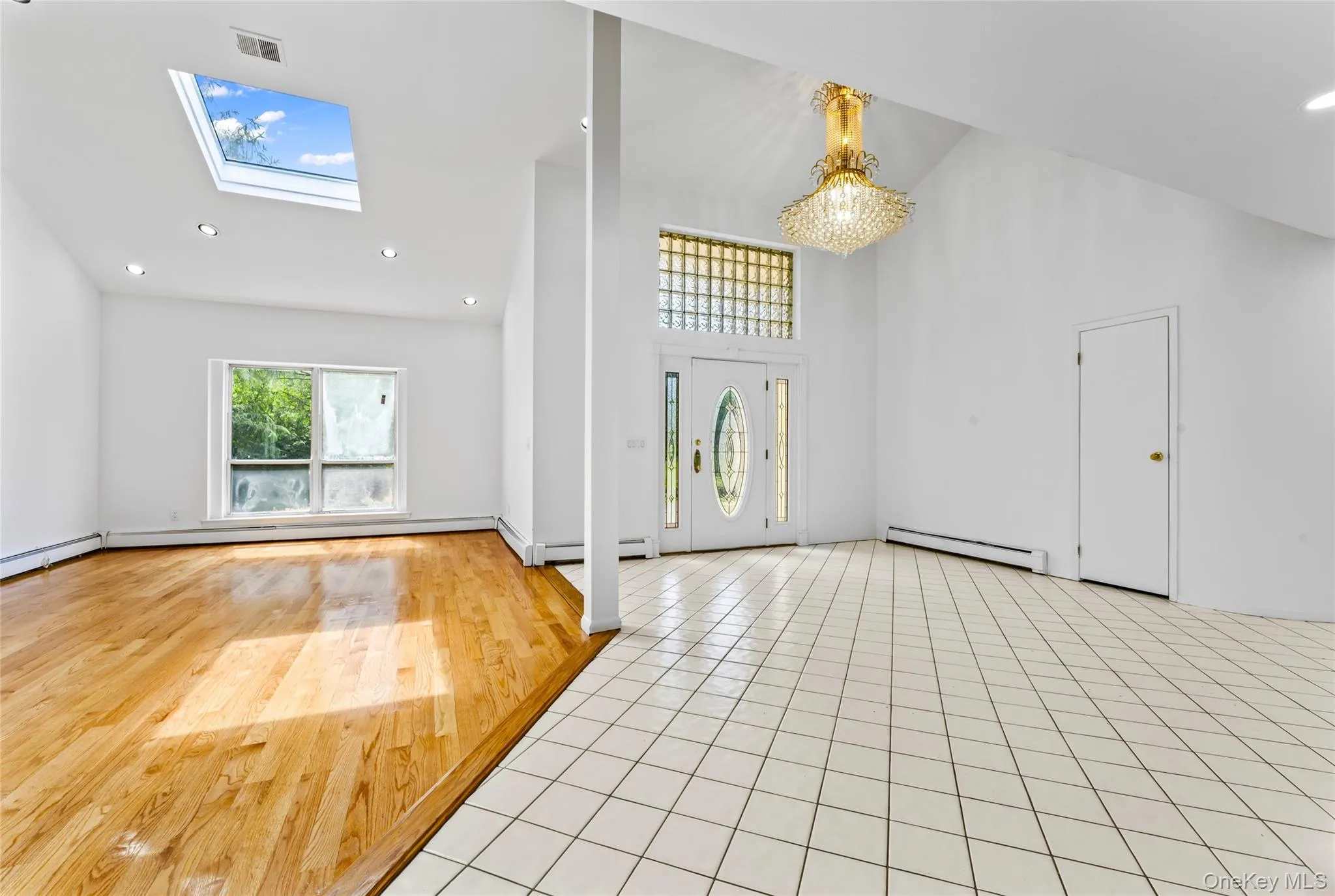 126 Bagatelle Road, Huntington, NY, 4 Bedrooms Bedrooms, 9 Rooms Rooms,2 BathroomsBathrooms,Residential,For Rent,Bagatelle,0,1007738 126 Bagatelle Road, Huntington, NY, 4 Bedrooms Bedrooms, 9 Rooms Rooms,2 BathroomsBathrooms,Residential,For Rent,Bagatelle,0,1007738