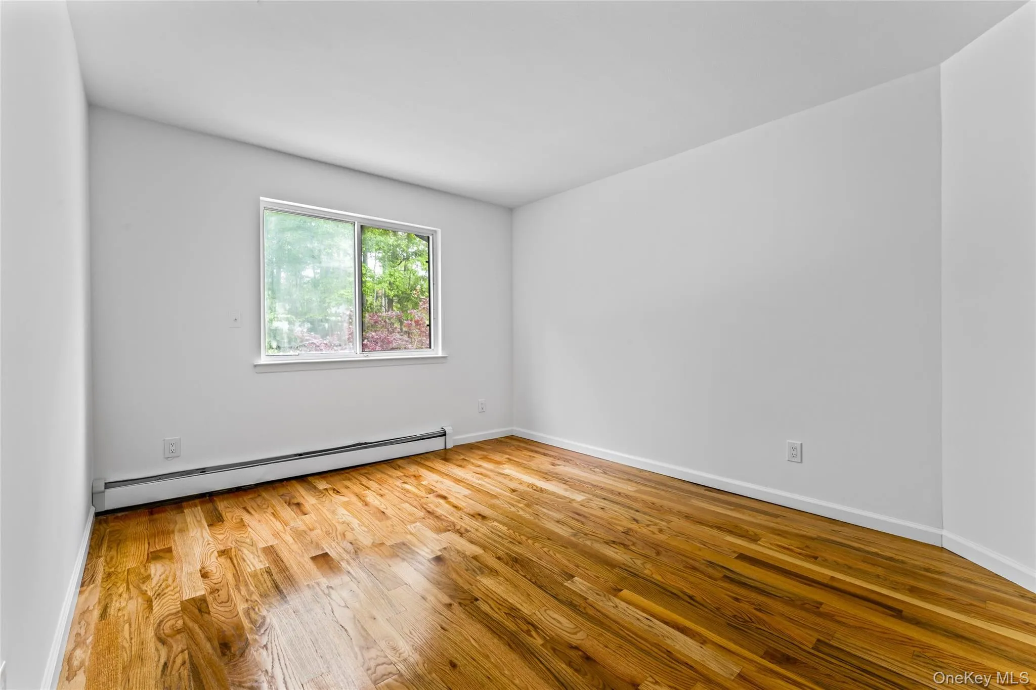 126 Bagatelle Road, Huntington, NY, 4 Bedrooms Bedrooms, 9 Rooms Rooms,2 BathroomsBathrooms,Residential,For Rent,Bagatelle,0,1007738 126 Bagatelle Road, Huntington, NY, 4 Bedrooms Bedrooms, 9 Rooms Rooms,2 BathroomsBathrooms,Residential,For Rent,Bagatelle,0,1007738