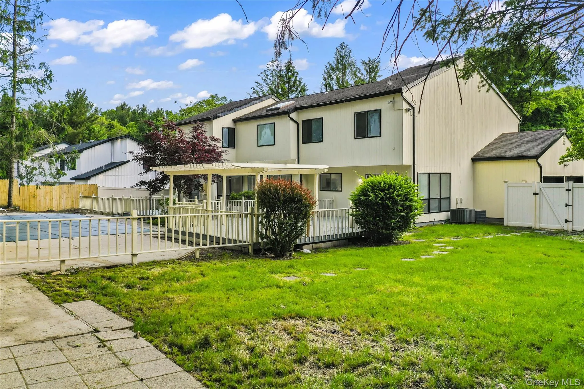 126 Bagatelle Road, Huntington, NY, 4 Bedrooms Bedrooms, 9 Rooms Rooms,2 BathroomsBathrooms,Residential,For Rent,Bagatelle,0,1007738 126 Bagatelle Road, Huntington, NY, 4 Bedrooms Bedrooms, 9 Rooms Rooms,2 BathroomsBathrooms,Residential,For Rent,Bagatelle,0,1007738