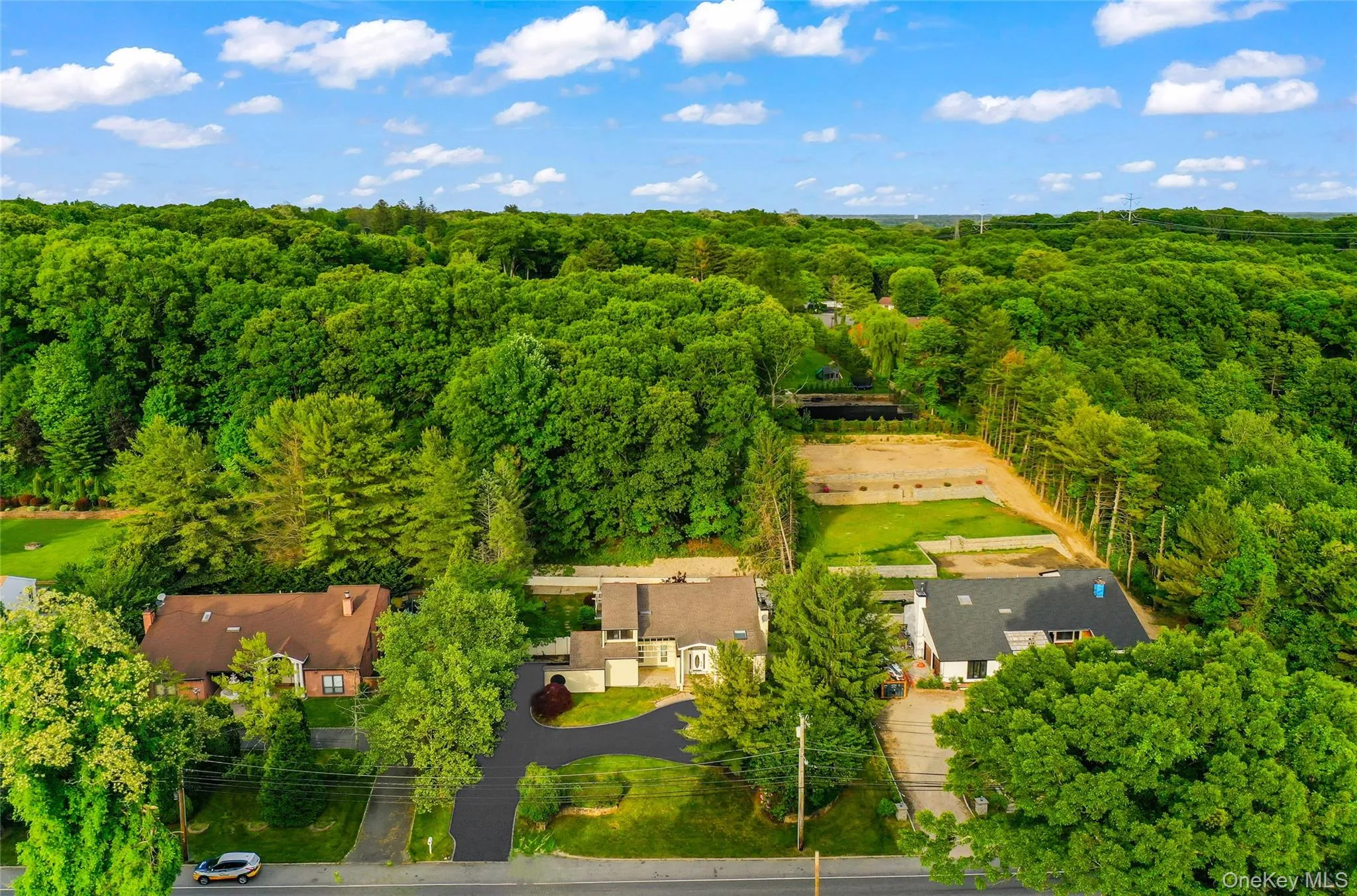 126 Bagatelle Road, Huntington, NY, 4 Bedrooms Bedrooms, 9 Rooms Rooms,2 BathroomsBathrooms,Residential,For Rent,Bagatelle,0,1007738 126 Bagatelle Road, Huntington, NY, 4 Bedrooms Bedrooms, 9 Rooms Rooms,2 BathroomsBathrooms,Residential,For Rent,Bagatelle,0,1007738