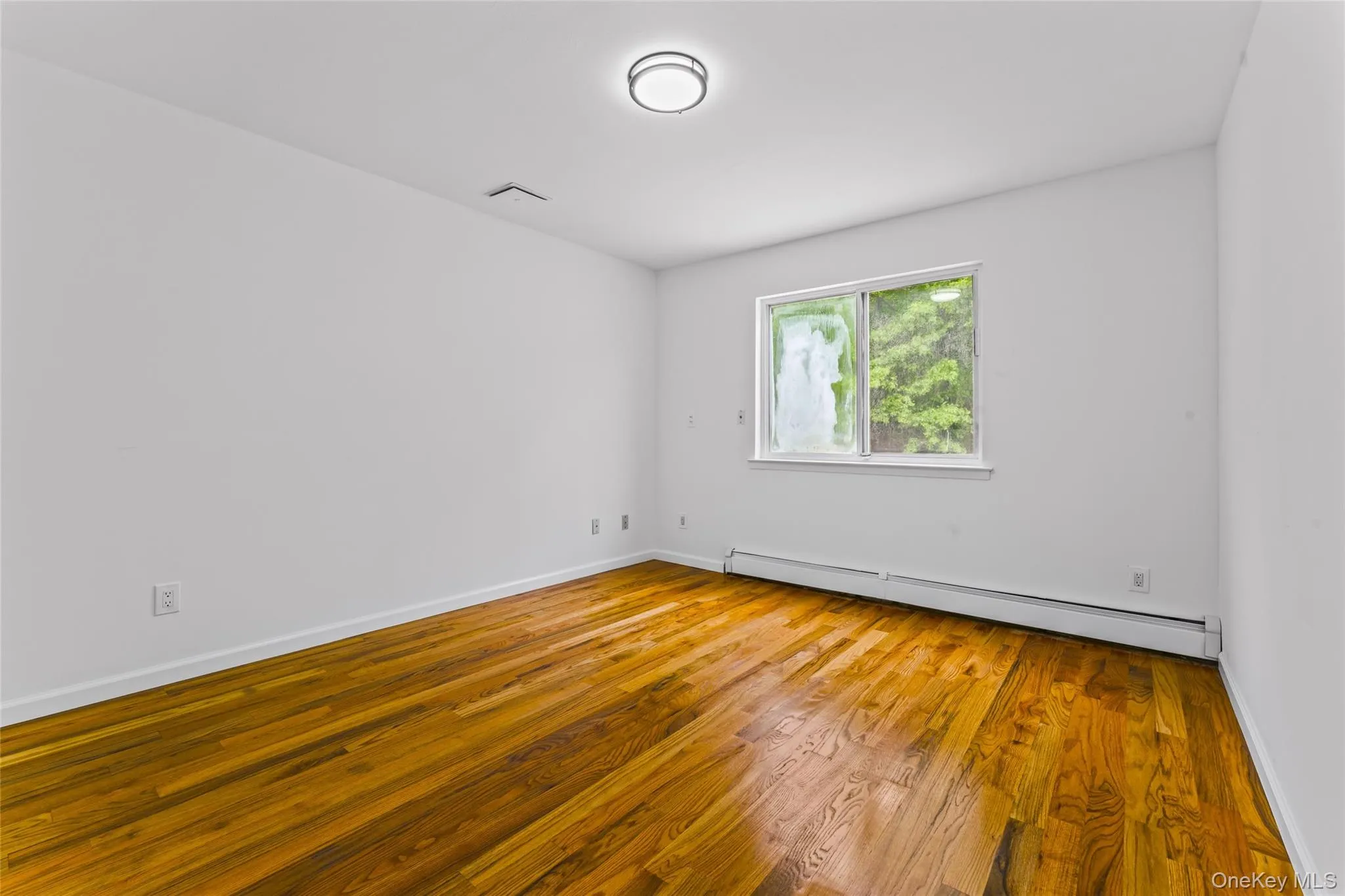 126 Bagatelle Road, Huntington, NY, 4 Bedrooms Bedrooms, 9 Rooms Rooms,2 BathroomsBathrooms,Residential,For Rent,Bagatelle,0,1007738 126 Bagatelle Road, Huntington, NY, 4 Bedrooms Bedrooms, 9 Rooms Rooms,2 BathroomsBathrooms,Residential,For Rent,Bagatelle,0,1007738