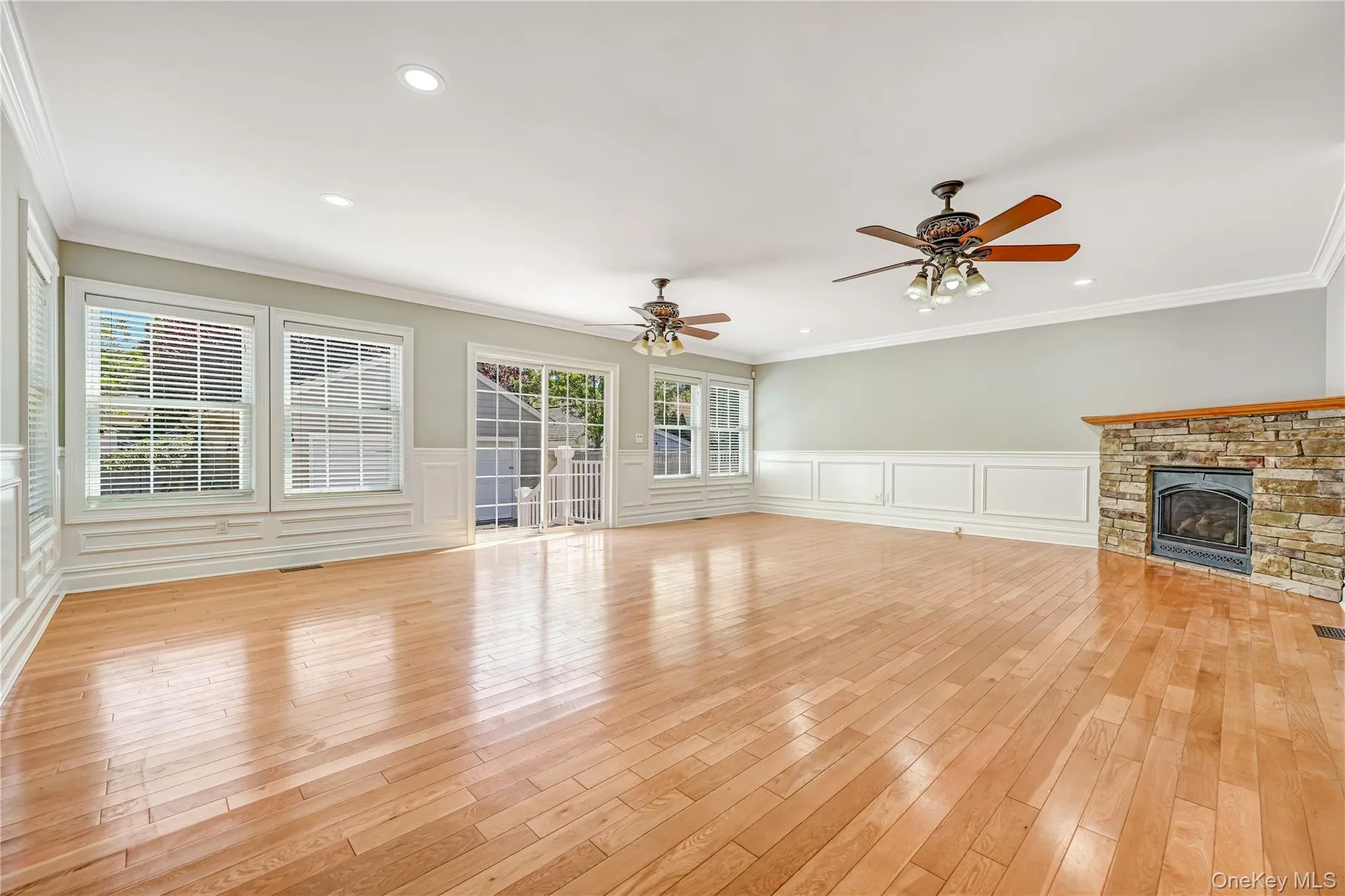 20 Woods Place, Hempstead, NY, 5 Bedrooms Bedrooms, 14 Rooms Rooms,4 BathroomsBathrooms,Residential,For Rent,Woods,0,1007740 20 Woods Place, Hempstead, NY, 5 Bedrooms Bedrooms, 14 Rooms Rooms,4 BathroomsBathrooms,Residential,For Rent,Woods,0,1007740