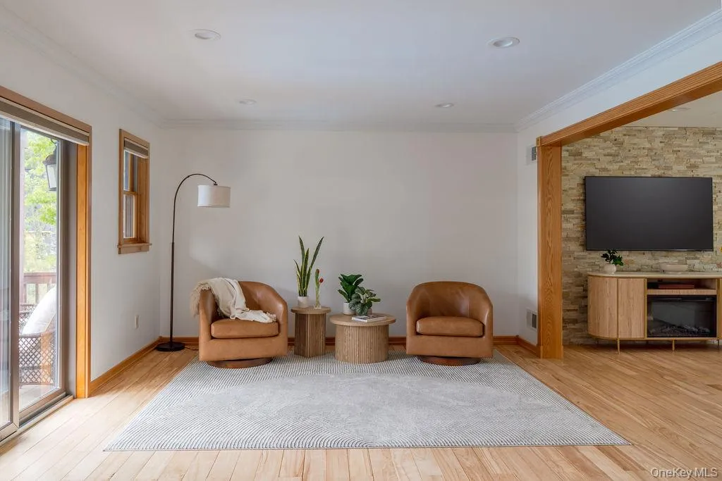 113 Airport Road, Highland, NY, 4 Bedrooms Bedrooms, 8 Rooms Rooms,4 BathroomsBathrooms,Residential,For Rent,Airport,0,1007741 113 Airport Road, Highland, NY, 4 Bedrooms Bedrooms, 8 Rooms Rooms,4 BathroomsBathrooms,Residential,For Rent,Airport,0,1007741