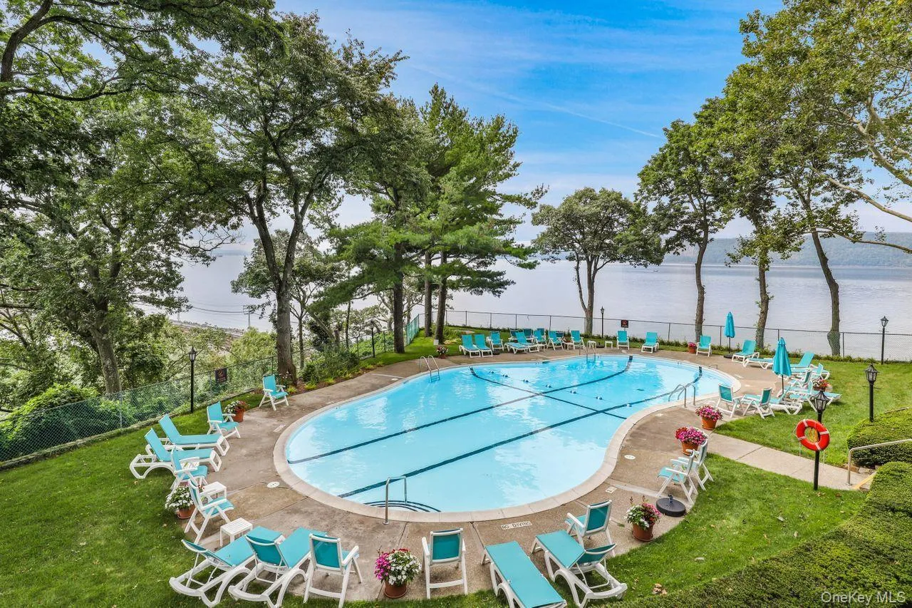 16 Rockledge Avenue, Ossining, NY, 1 Bedroom Bedrooms, 5 Rooms Rooms,1 BathroomBathrooms,Residential,For Rent,Rockledge,0,1007742 16 Rockledge Avenue, Ossining, NY, 1 Bedroom Bedrooms, 5 Rooms Rooms,1 BathroomBathrooms,Residential,For Rent,Rockledge,0,1007742