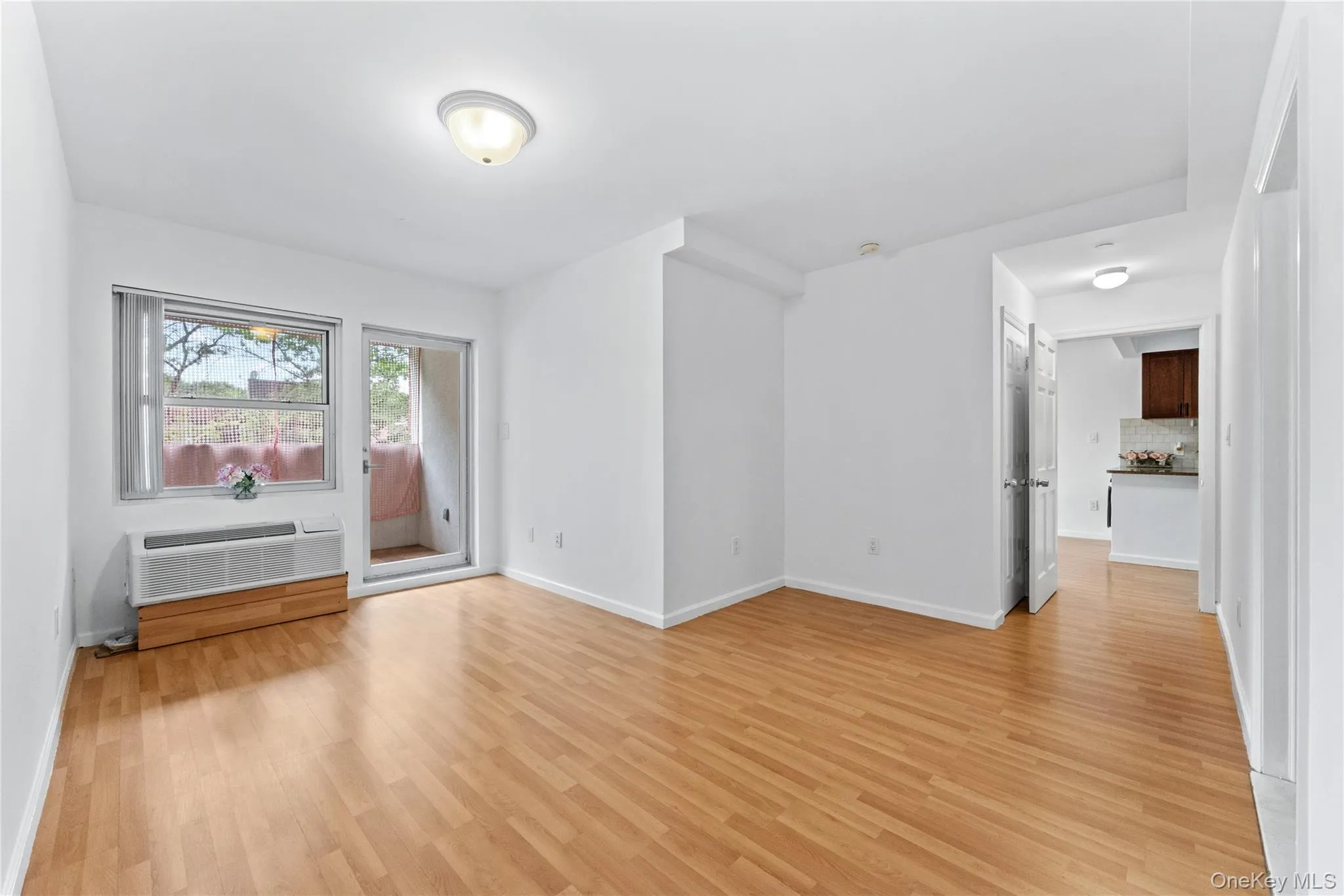 71-33 162nd Street, New York, NY, 2 Bedrooms Bedrooms, 5 Rooms Rooms,2 BathroomsBathrooms,Residential,For Rent,162nd,0,1007744 71-33 162nd Street, New York, NY, 2 Bedrooms Bedrooms, 5 Rooms Rooms,2 BathroomsBathrooms,Residential,For Rent,162nd,0,1007744