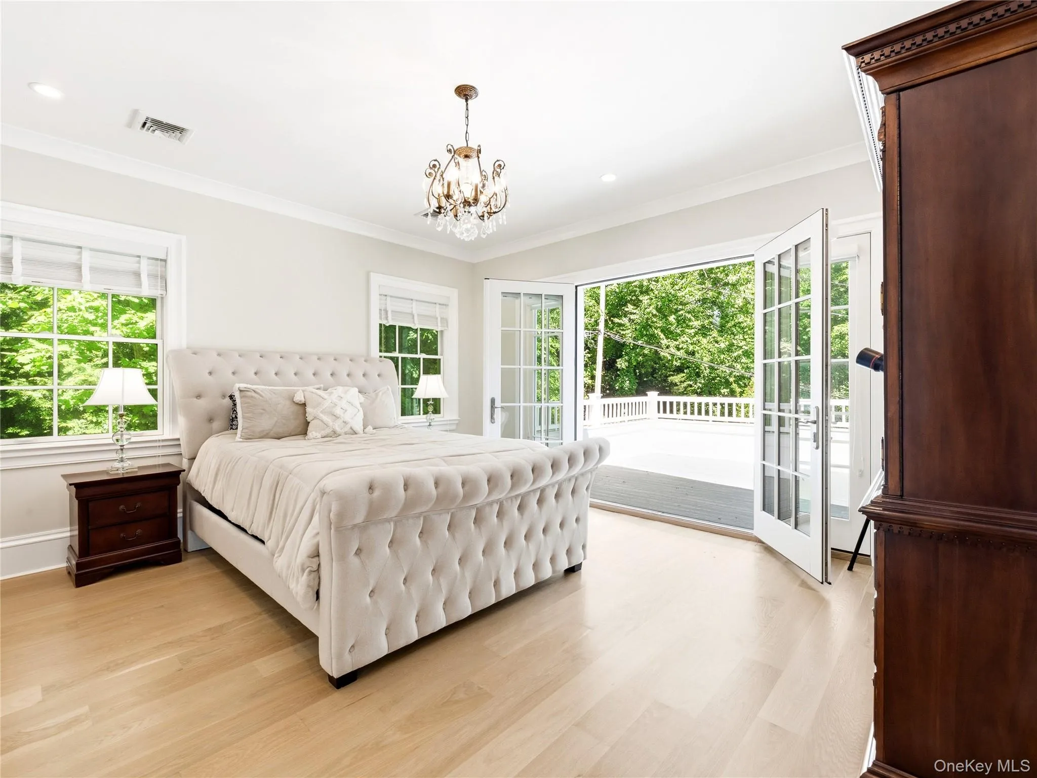 55 Plymouth Road, North Hempstead, NY, 6 Bedrooms Bedrooms, 12 Rooms Rooms,7 BathroomsBathrooms,Residential,For Rent,Plymouth,0,1007749 55 Plymouth Road, North Hempstead, NY, 6 Bedrooms Bedrooms, 12 Rooms Rooms,7 BathroomsBathrooms,Residential,For Rent,Plymouth,0,1007749