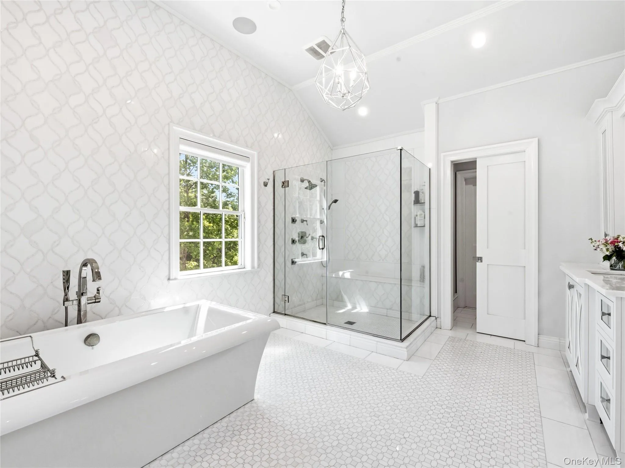 55 Plymouth Road, North Hempstead, NY, 6 Bedrooms Bedrooms, 12 Rooms Rooms,7 BathroomsBathrooms,Residential,For Rent,Plymouth,0,1007749 55 Plymouth Road, North Hempstead, NY, 6 Bedrooms Bedrooms, 12 Rooms Rooms,7 BathroomsBathrooms,Residential,For Rent,Plymouth,0,1007749
