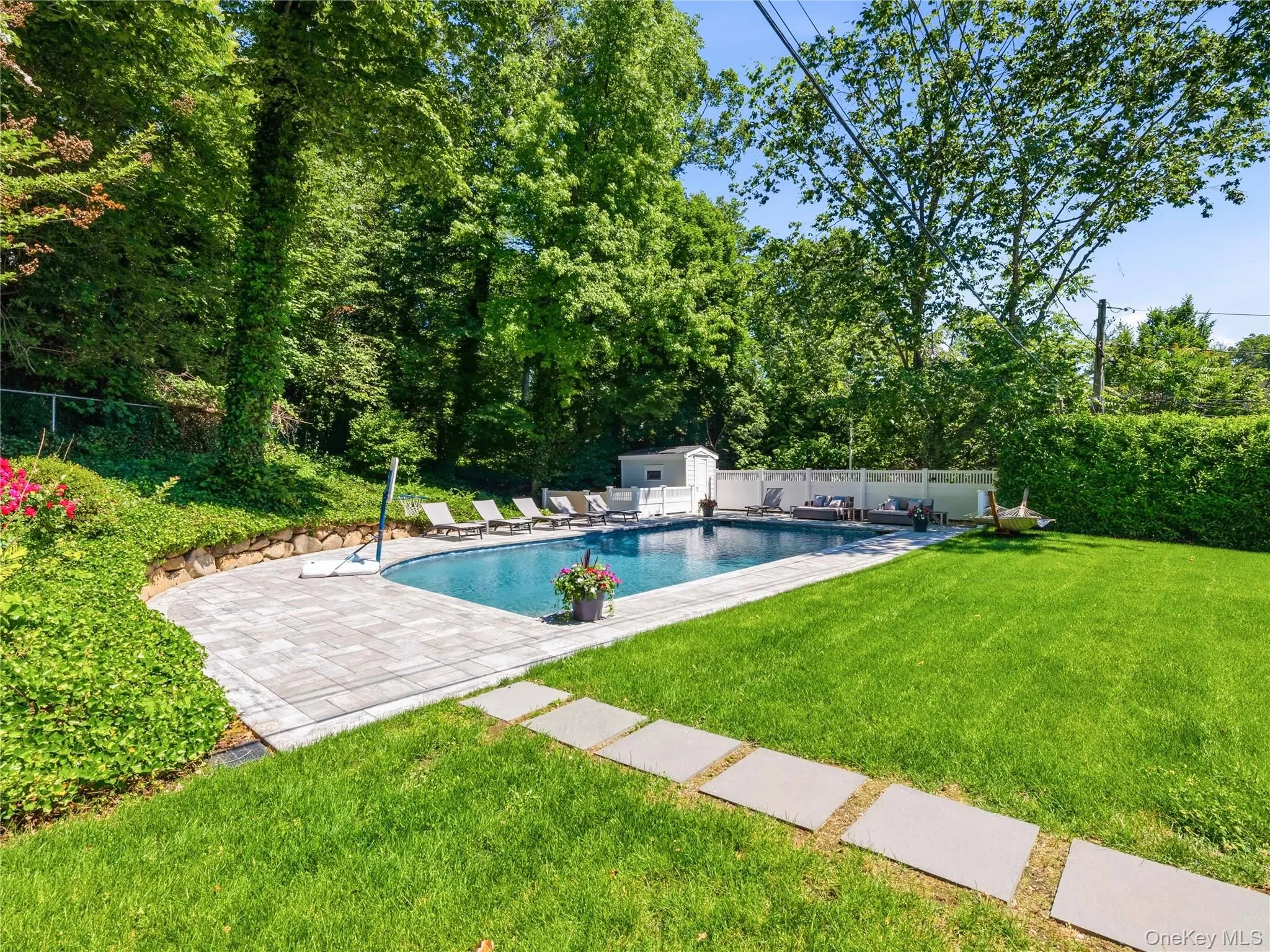 55 Plymouth Road, North Hempstead, NY, 6 Bedrooms Bedrooms, 12 Rooms Rooms,7 BathroomsBathrooms,Residential,For Rent,Plymouth,0,1007749 55 Plymouth Road, North Hempstead, NY, 6 Bedrooms Bedrooms, 12 Rooms Rooms,7 BathroomsBathrooms,Residential,For Rent,Plymouth,0,1007749