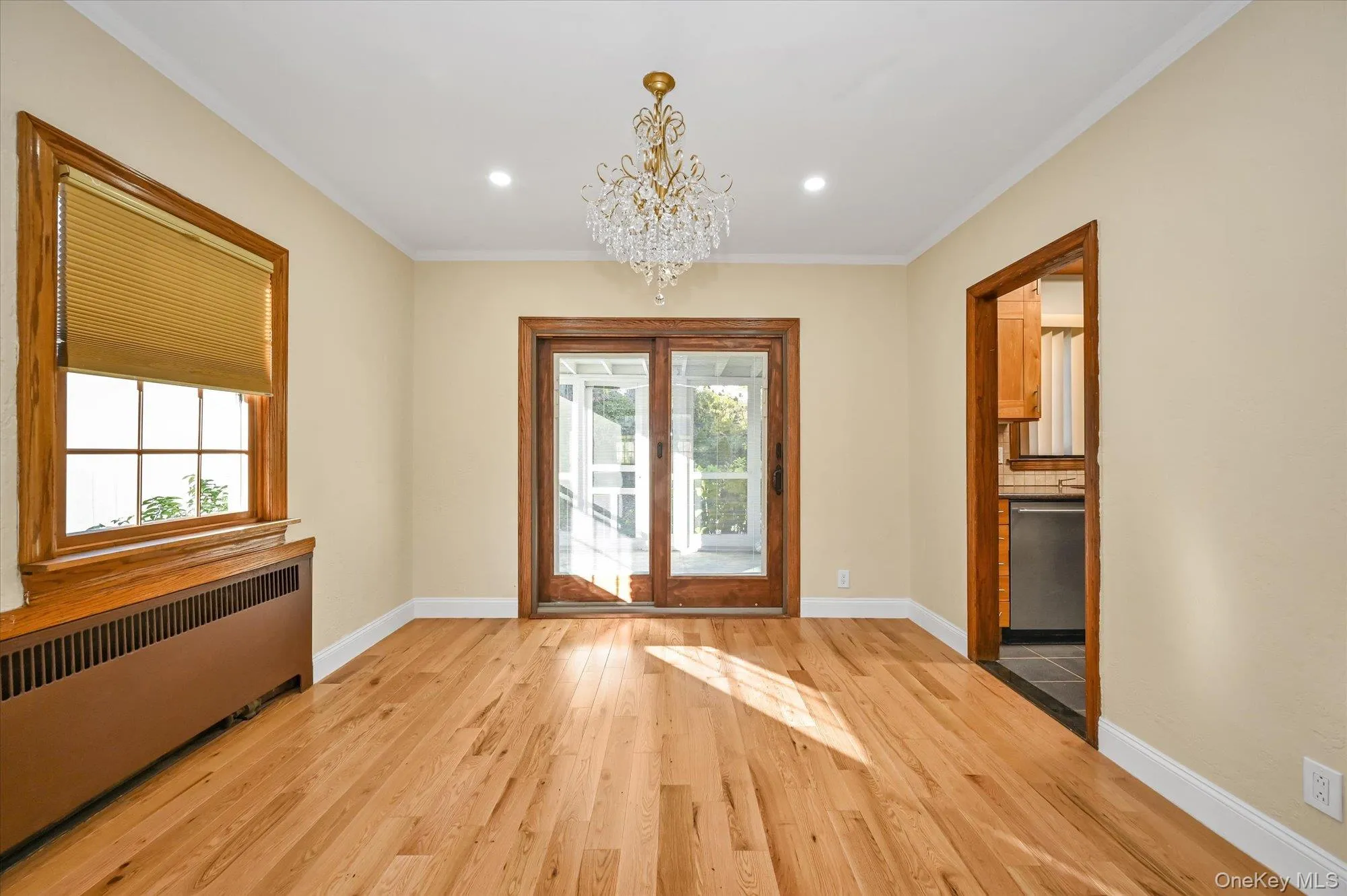 85-11 Eton Street, New York, NY, 3 Bedrooms Bedrooms, 10 Rooms Rooms,2 BathroomsBathrooms,Residential,For Rent,Eton,0,1007751 85-11 Eton Street, New York, NY, 3 Bedrooms Bedrooms, 10 Rooms Rooms,2 BathroomsBathrooms,Residential,For Rent,Eton,0,1007751