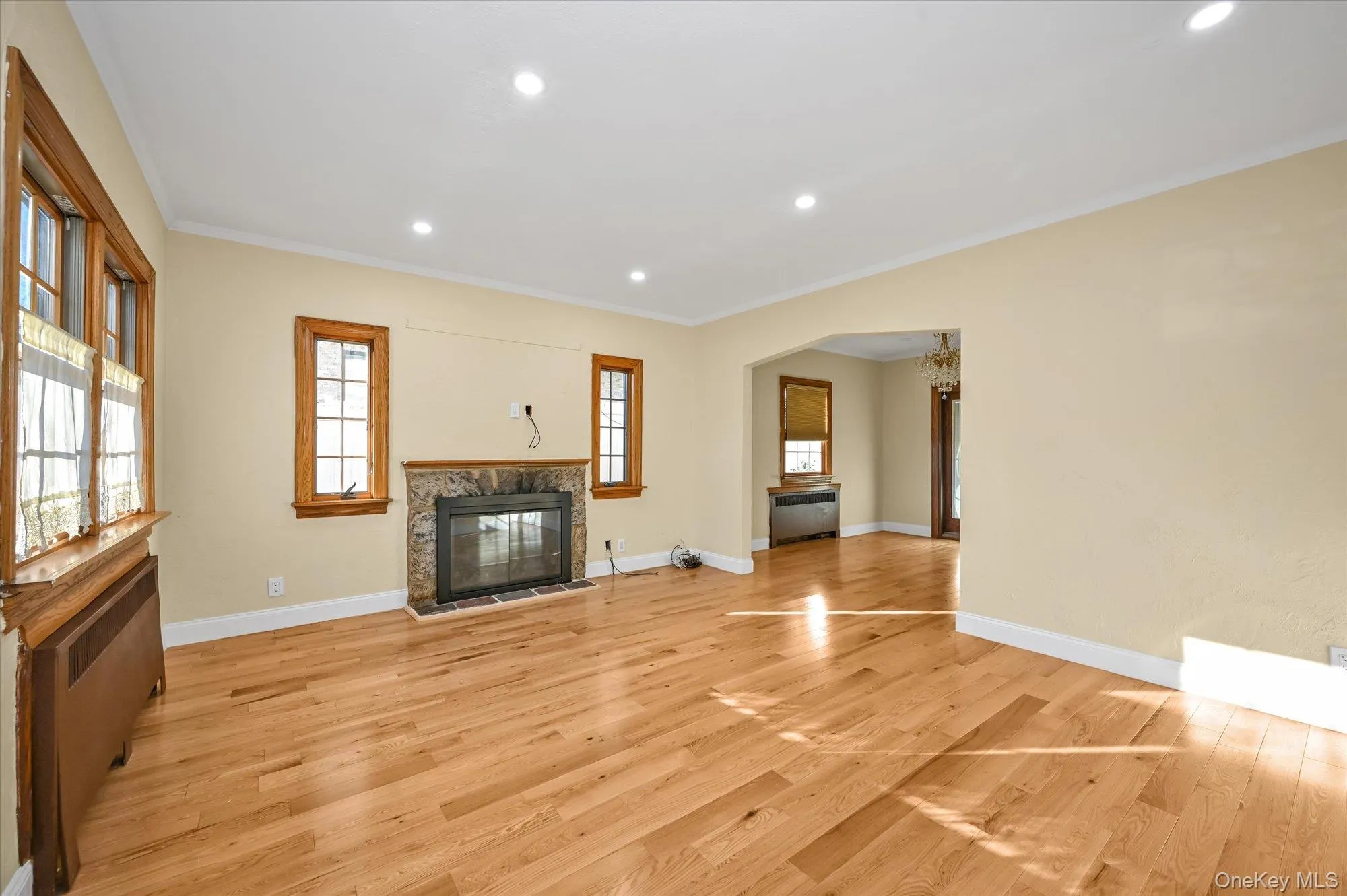 85-11 Eton Street, New York, NY, 3 Bedrooms Bedrooms, 10 Rooms Rooms,2 BathroomsBathrooms,Residential,For Rent,Eton,0,1007751 85-11 Eton Street, New York, NY, 3 Bedrooms Bedrooms, 10 Rooms Rooms,2 BathroomsBathrooms,Residential,For Rent,Eton,0,1007751