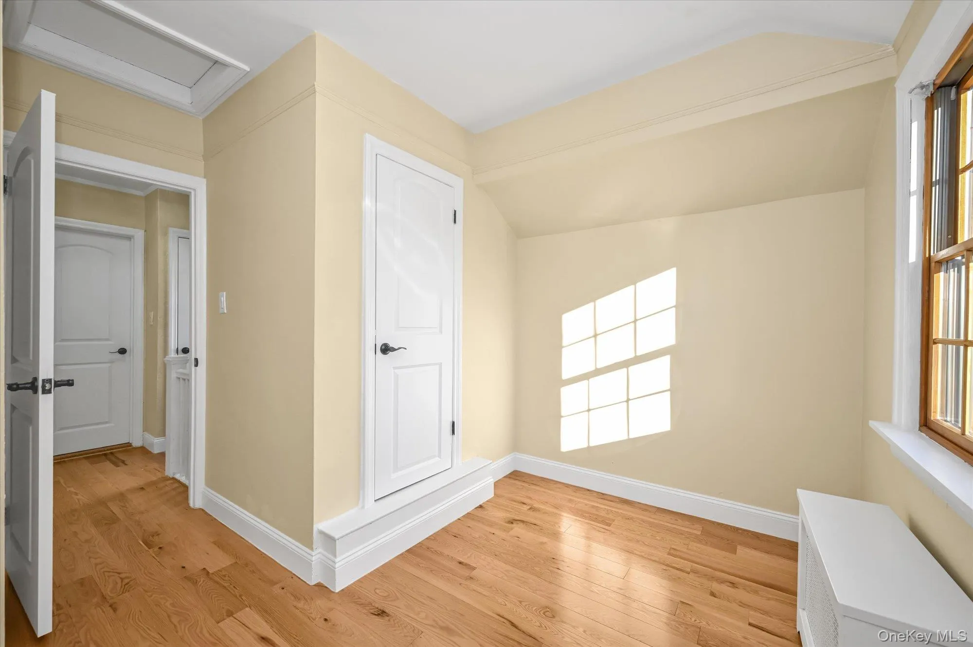 85-11 Eton Street, New York, NY, 3 Bedrooms Bedrooms, 10 Rooms Rooms,2 BathroomsBathrooms,Residential,For Rent,Eton,0,1007751 85-11 Eton Street, New York, NY, 3 Bedrooms Bedrooms, 10 Rooms Rooms,2 BathroomsBathrooms,Residential,For Rent,Eton,0,1007751