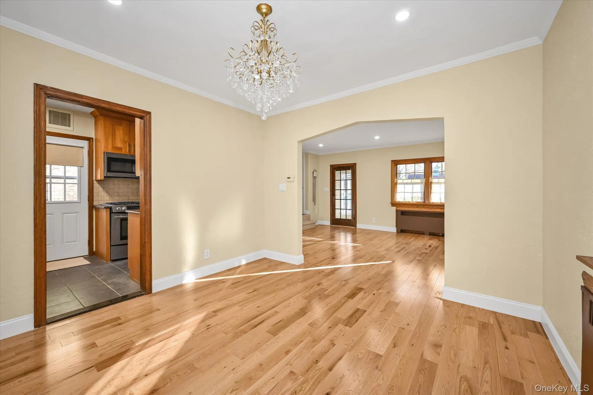 85-11 Eton Street, New York, NY, 3 Bedrooms Bedrooms, 10 Rooms Rooms,2 BathroomsBathrooms,Residential,For Rent,Eton,0,1007751 85-11 Eton Street, New York, NY, 3 Bedrooms Bedrooms, 10 Rooms Rooms,2 BathroomsBathrooms,Residential,For Rent,Eton,0,1007751