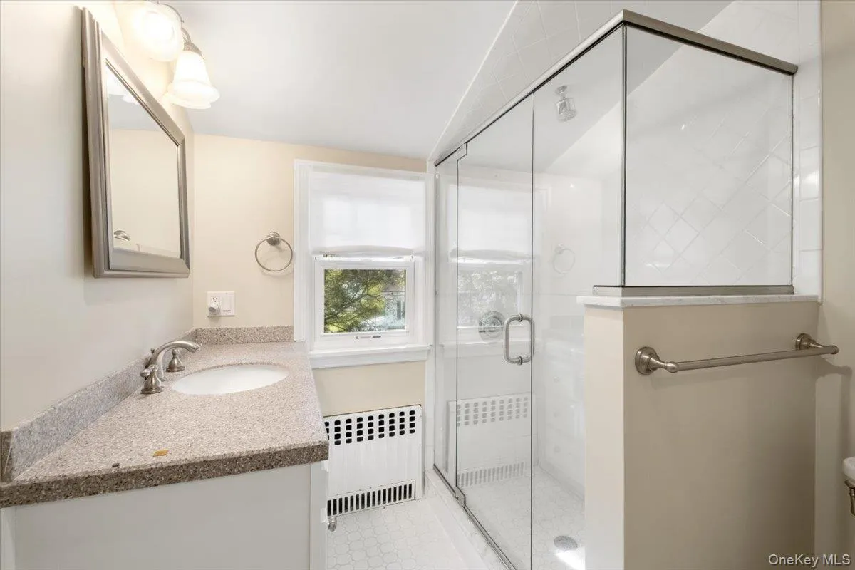 3rd floor full bath 3rd floor full bath