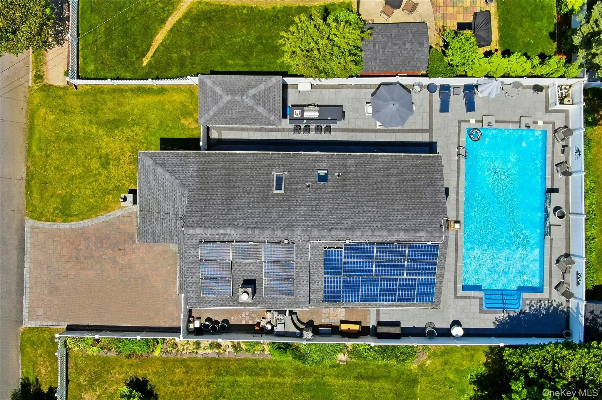 732 5th Street, Babylon, NY, 2 Bedrooms Bedrooms, 6 Rooms Rooms,1 BathroomBathrooms,Residential,For Rent,5th,0,1007755 732 5th Street, Babylon, NY, 2 Bedrooms Bedrooms, 6 Rooms Rooms,1 BathroomBathrooms,Residential,For Rent,5th,0,1007755