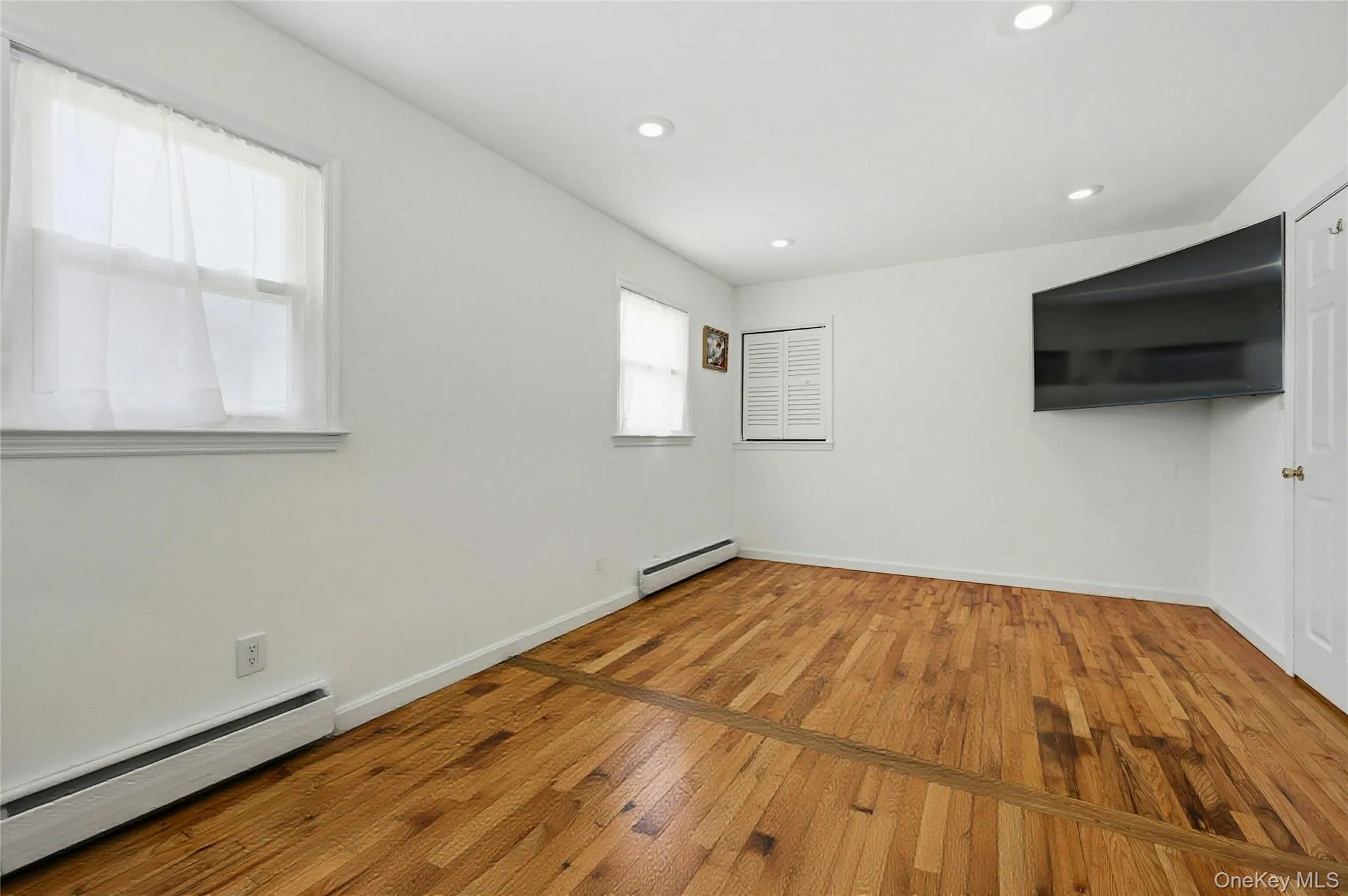 732 5th Street, Babylon, NY, 2 Bedrooms Bedrooms, 6 Rooms Rooms,1 BathroomBathrooms,Residential,For Rent,5th,0,1007755 732 5th Street, Babylon, NY, 2 Bedrooms Bedrooms, 6 Rooms Rooms,1 BathroomBathrooms,Residential,For Rent,5th,0,1007755