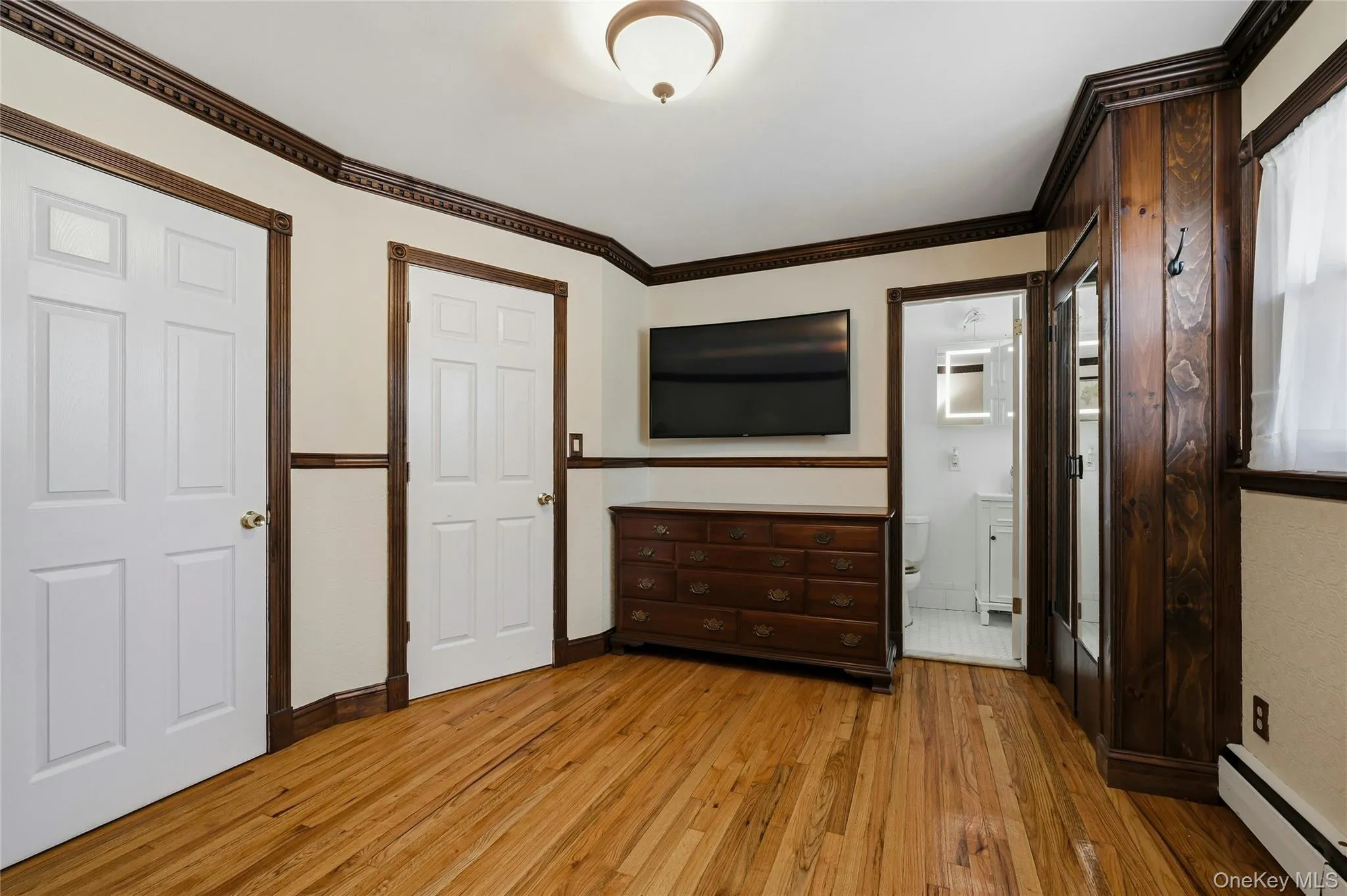 With Half Bath With Half Bath