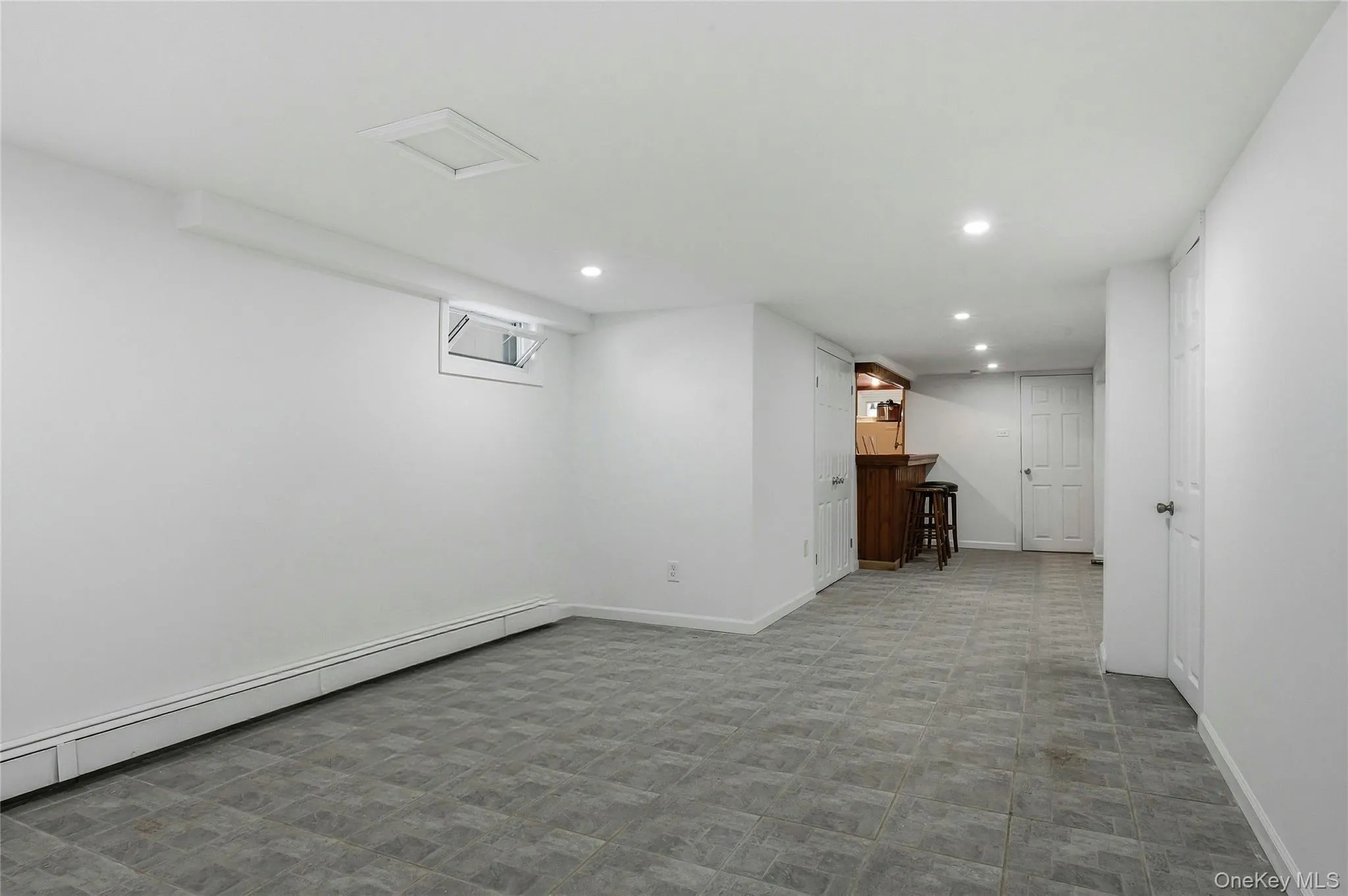 732 5th Street, Babylon, NY, 2 Bedrooms Bedrooms, 6 Rooms Rooms,1 BathroomBathrooms,Residential,For Rent,5th,0,1007755 732 5th Street, Babylon, NY, 2 Bedrooms Bedrooms, 6 Rooms Rooms,1 BathroomBathrooms,Residential,For Rent,5th,0,1007755