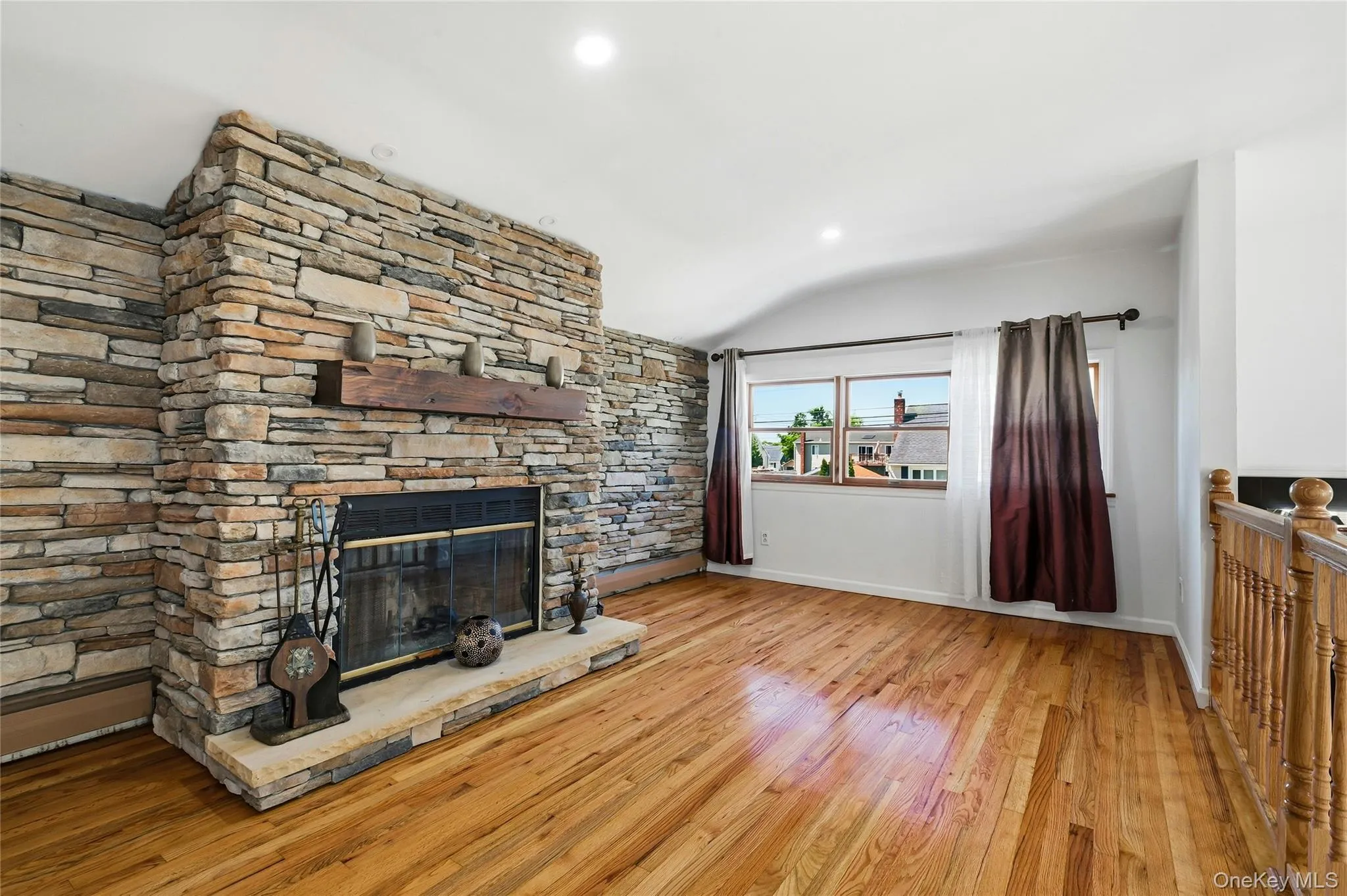 732 5th Street, Babylon, NY, 2 Bedrooms Bedrooms, 6 Rooms Rooms,1 BathroomBathrooms,Residential,For Rent,5th,0,1007755 732 5th Street, Babylon, NY, 2 Bedrooms Bedrooms, 6 Rooms Rooms,1 BathroomBathrooms,Residential,For Rent,5th,0,1007755