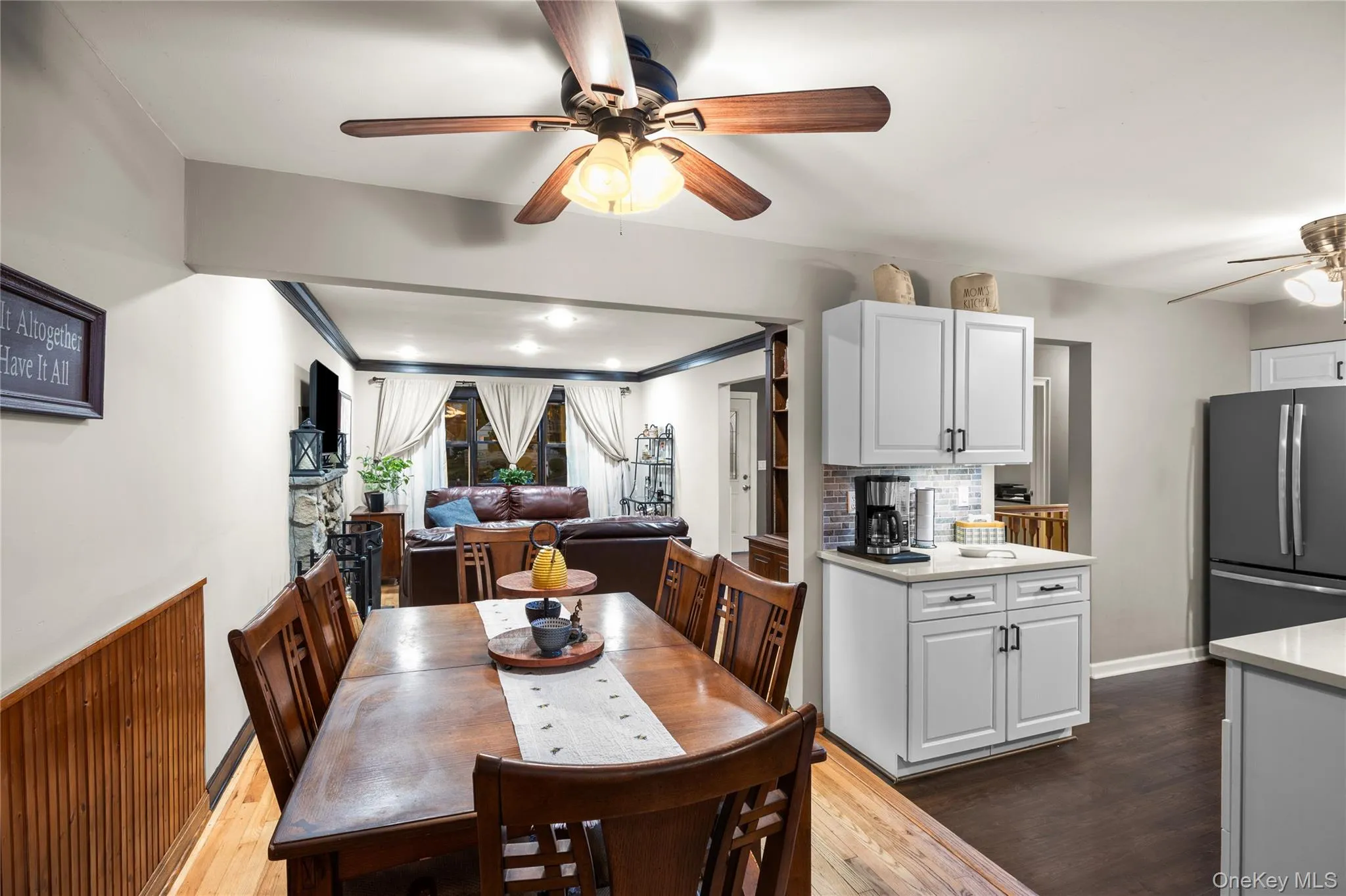 14 Mayo Avenue, Huntington, NY, 3 Bedrooms Bedrooms, 7 Rooms Rooms,1 BathroomBathrooms,Residential,For Rent,Mayo,0,1007762 14 Mayo Avenue, Huntington, NY, 3 Bedrooms Bedrooms, 7 Rooms Rooms,1 BathroomBathrooms,Residential,For Rent,Mayo,0,1007762