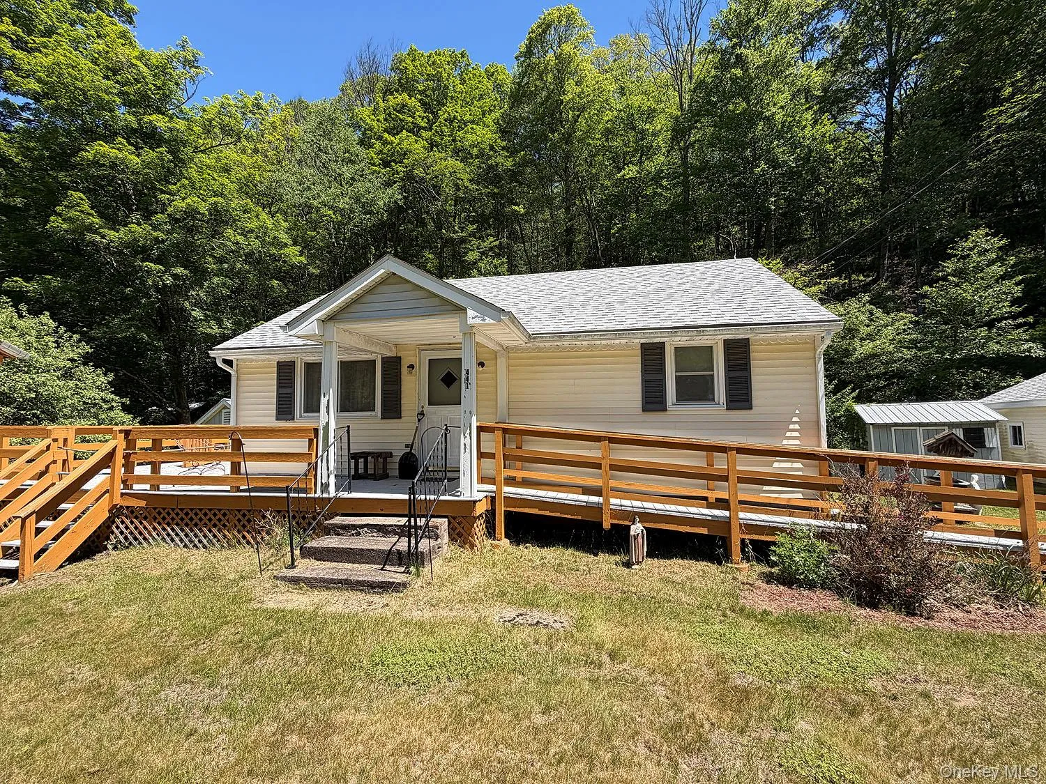 441 County Road 94 Hankins, Fremont, NY, 2 Bedrooms Bedrooms, 4 Rooms Rooms,1 BathroomBathrooms,Residential,For Rent,Hankins,0,1007763 441 County Road 94 Hankins, Fremont, NY, 2 Bedrooms Bedrooms, 4 Rooms Rooms,1 BathroomBathrooms,Residential,For Rent,Hankins,0,1007763