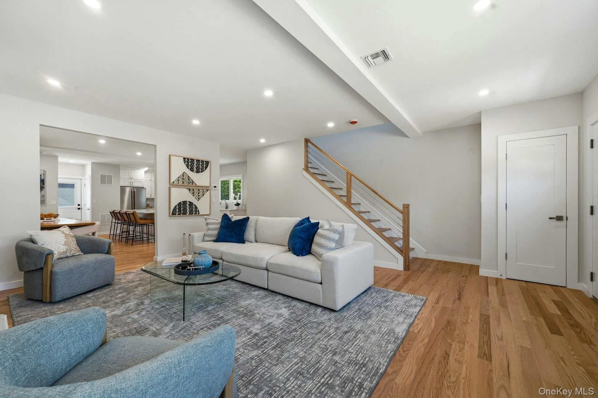 134 Murray Avenue, North Hempstead, NY, 3 Bedrooms Bedrooms, 9 Rooms Rooms,2 BathroomsBathrooms,Residential,For Rent,Murray,0,1007770 134 Murray Avenue, North Hempstead, NY, 3 Bedrooms Bedrooms, 9 Rooms Rooms,2 BathroomsBathrooms,Residential,For Rent,Murray,0,1007770