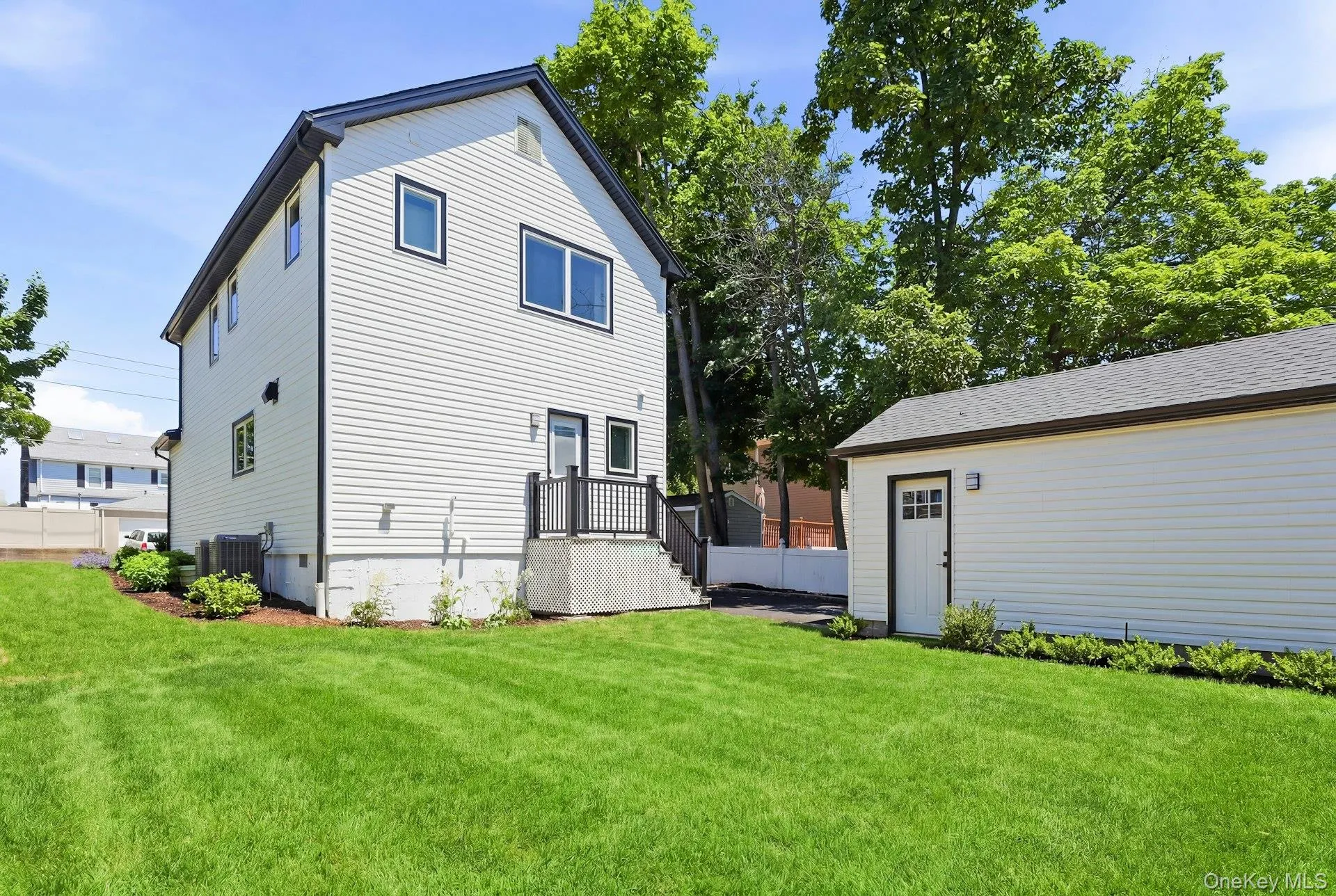 134 Murray Avenue, North Hempstead, NY, 3 Bedrooms Bedrooms, 9 Rooms Rooms,2 BathroomsBathrooms,Residential,For Rent,Murray,0,1007770 134 Murray Avenue, North Hempstead, NY, 3 Bedrooms Bedrooms, 9 Rooms Rooms,2 BathroomsBathrooms,Residential,For Rent,Murray,0,1007770